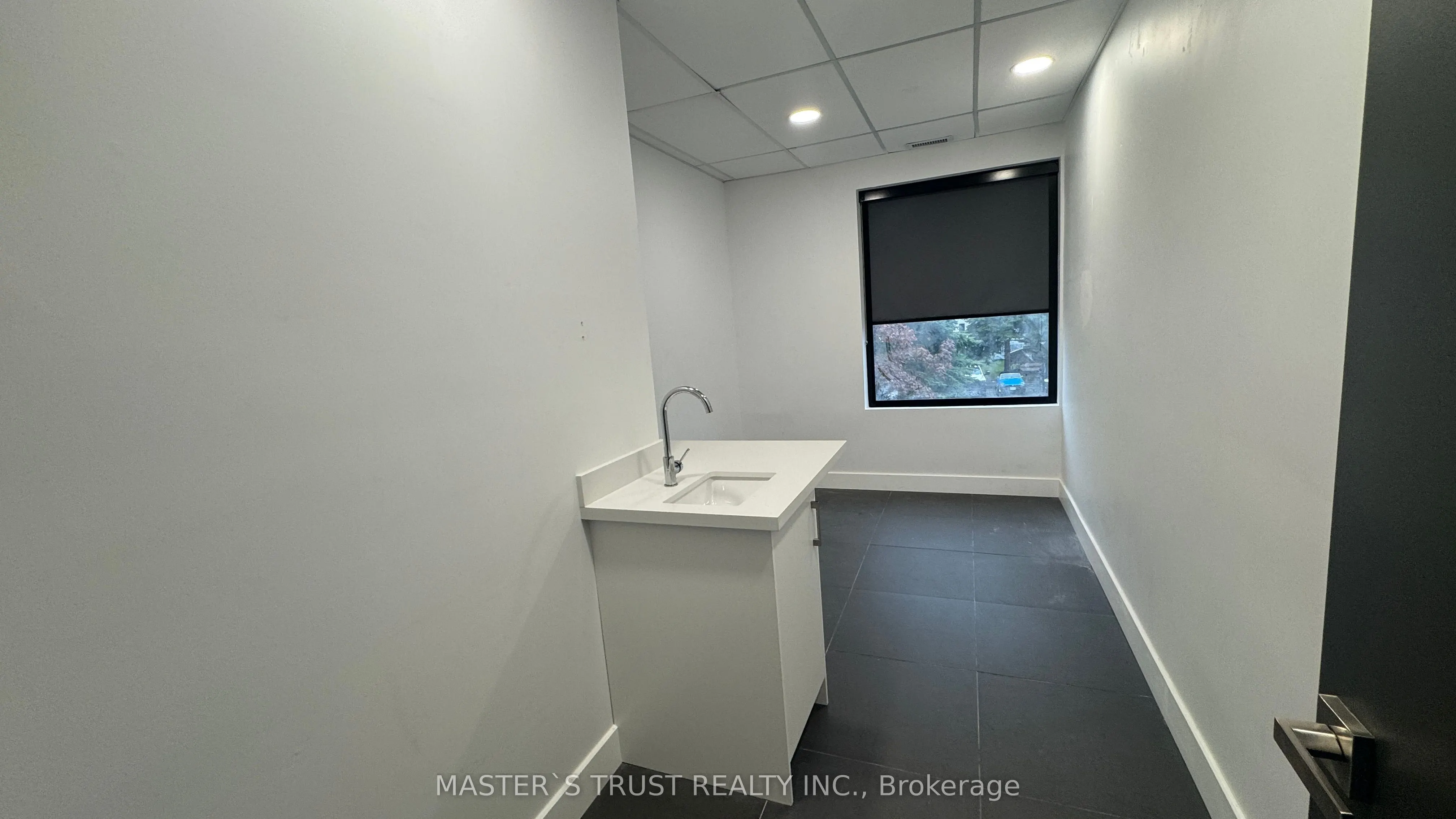 5837 Highway 7 E