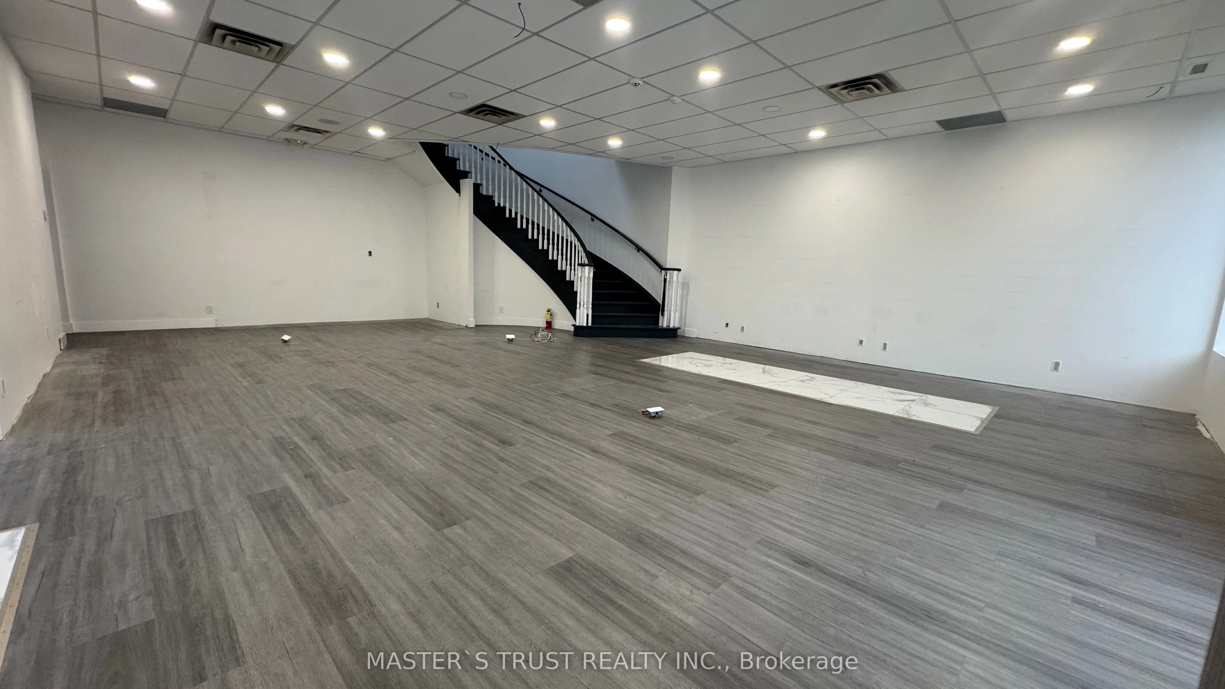 5837 Highway 7 E