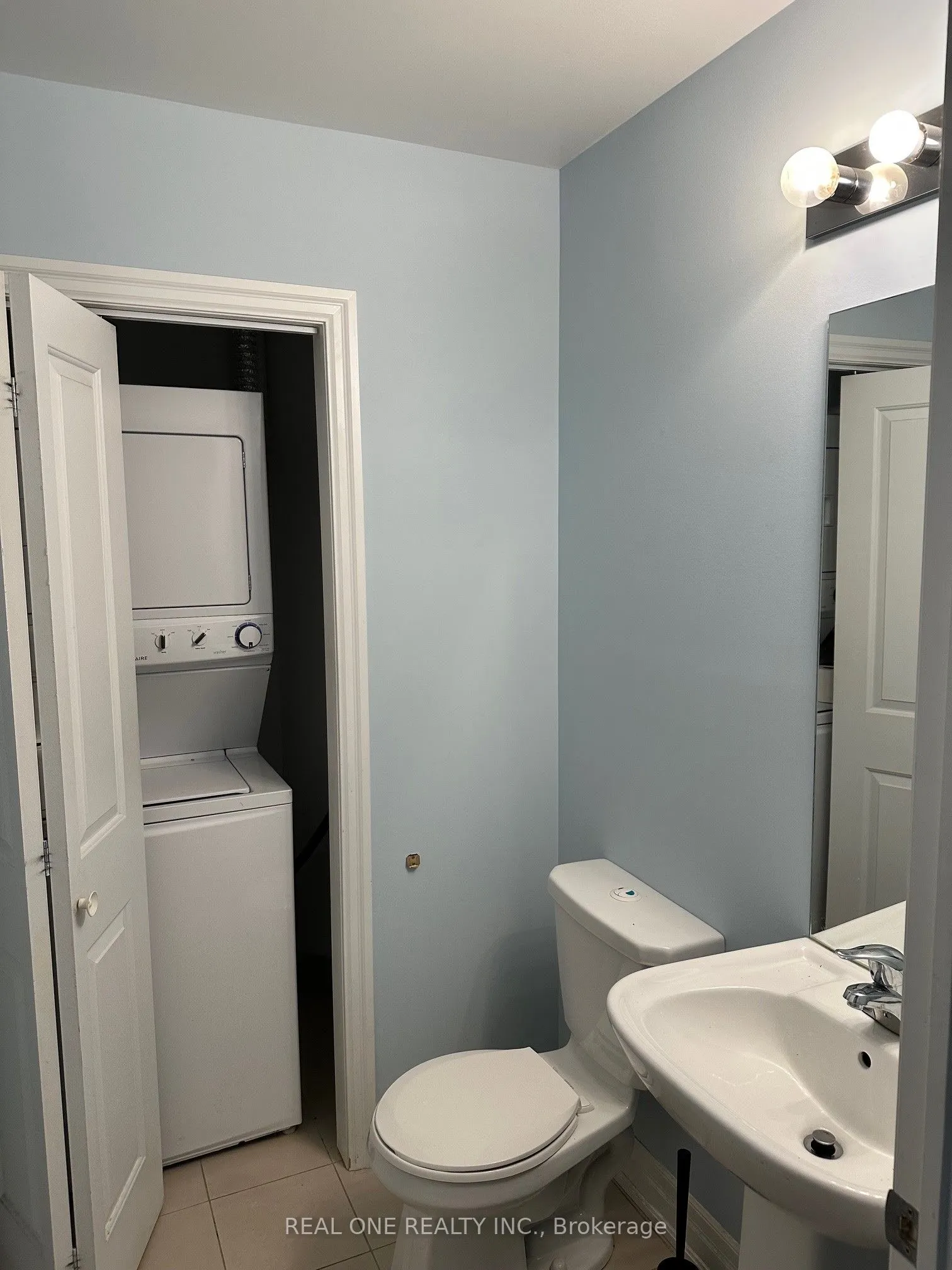 111 Civic Square Gate, #411