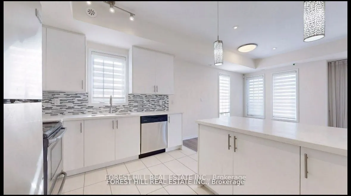 26 Bruce Street, #C-33