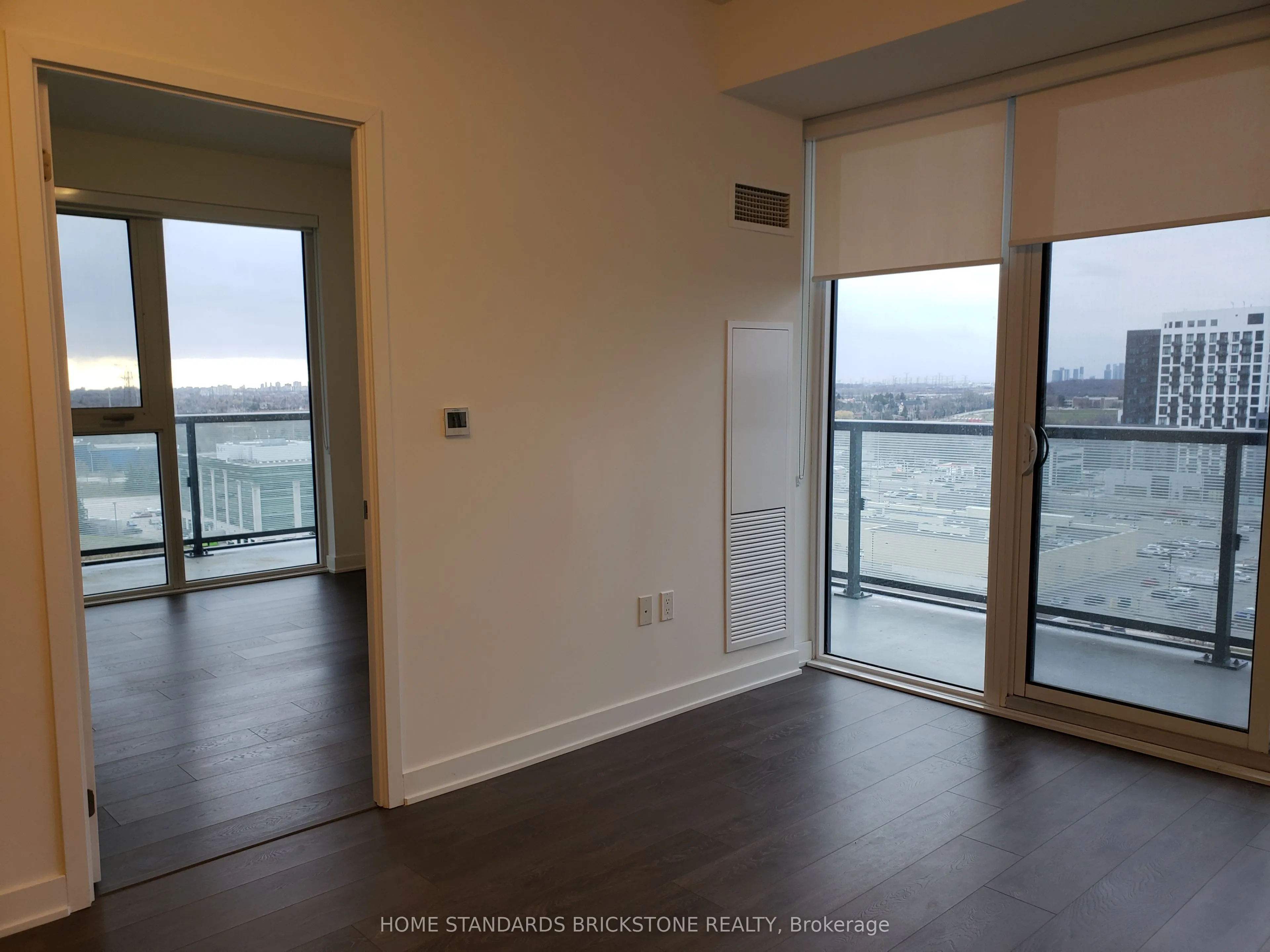85 Oneida Crescent, #1115