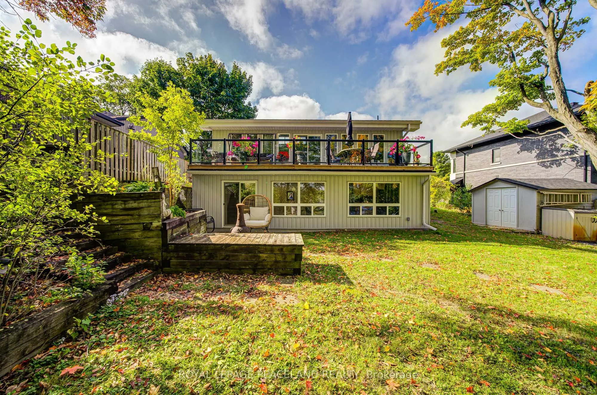 38 Lakeview Avenue