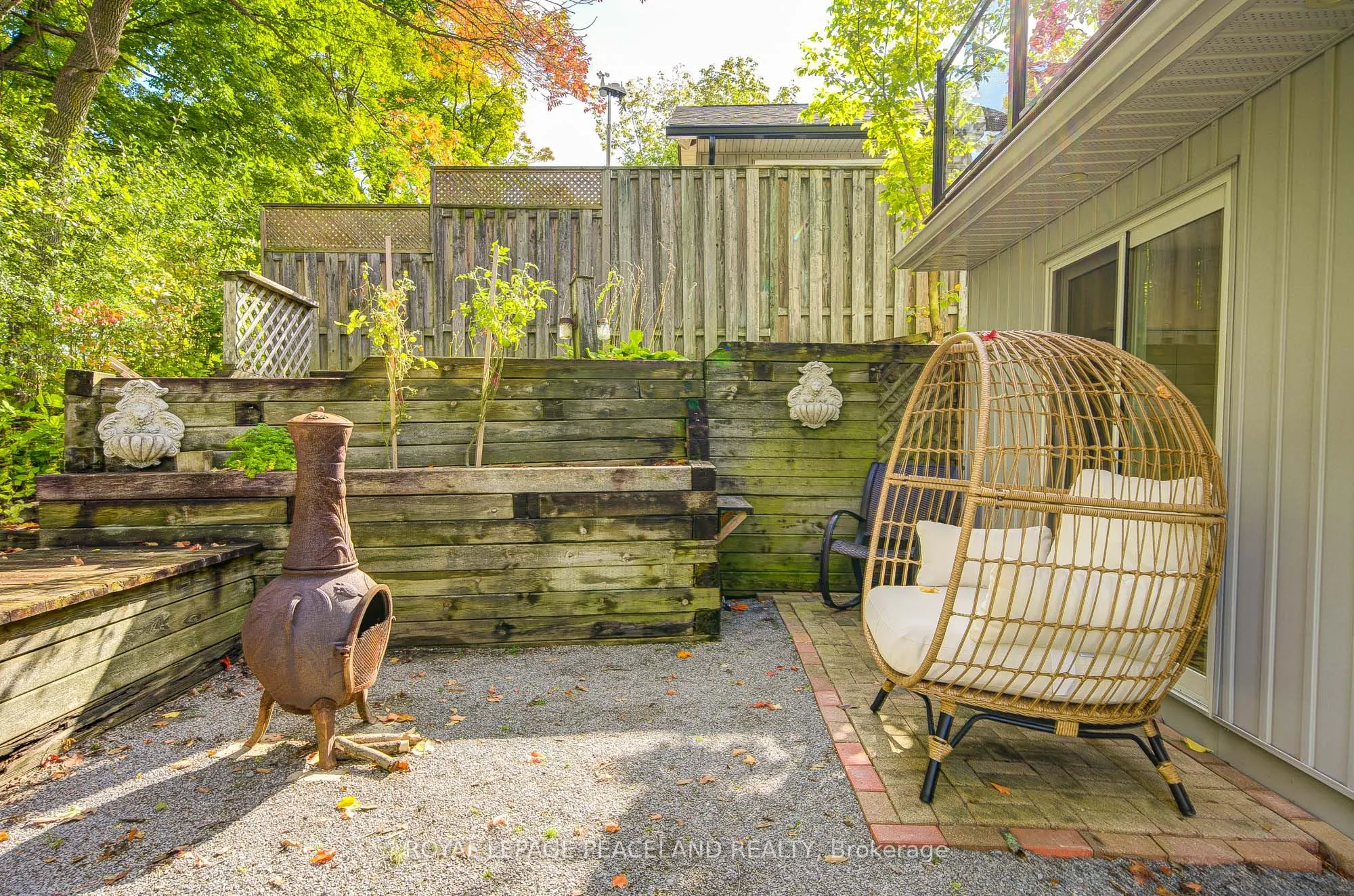 38 Lakeview Avenue