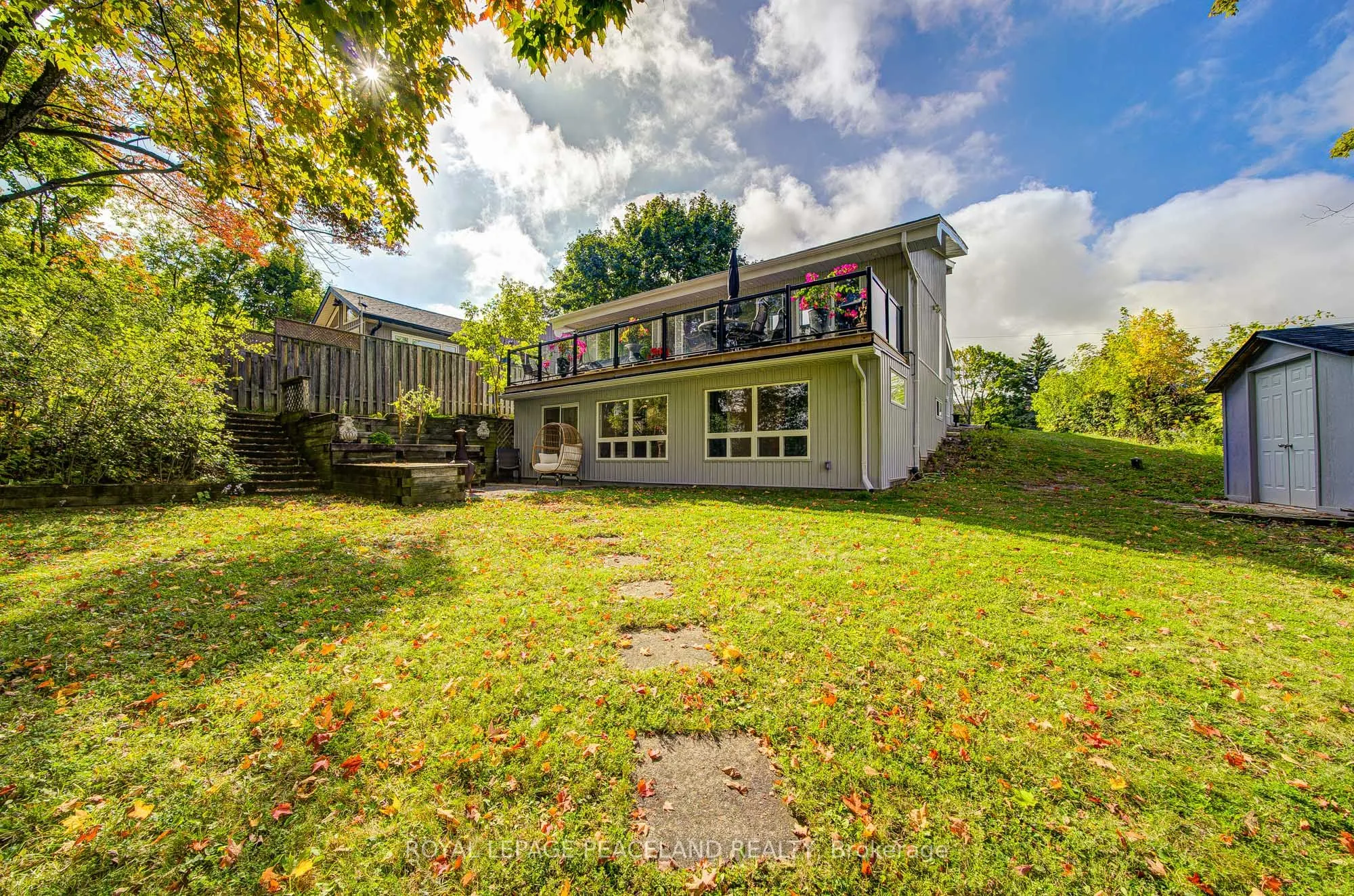 38 Lakeview Avenue