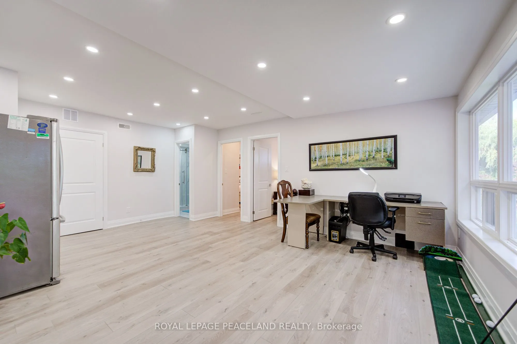 38 Lakeview Avenue