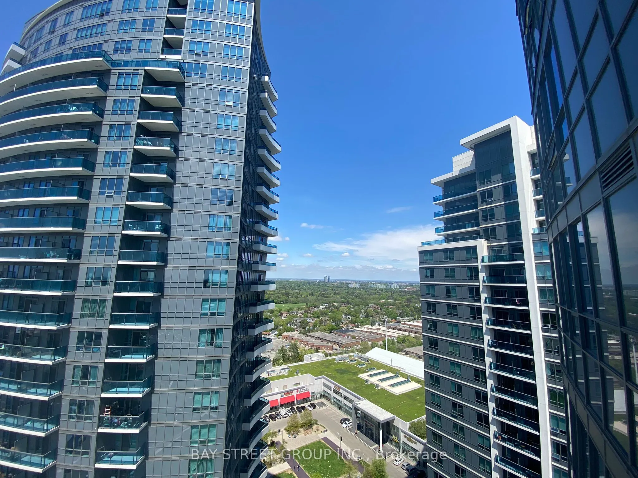 7161 Yonge Street, #2132