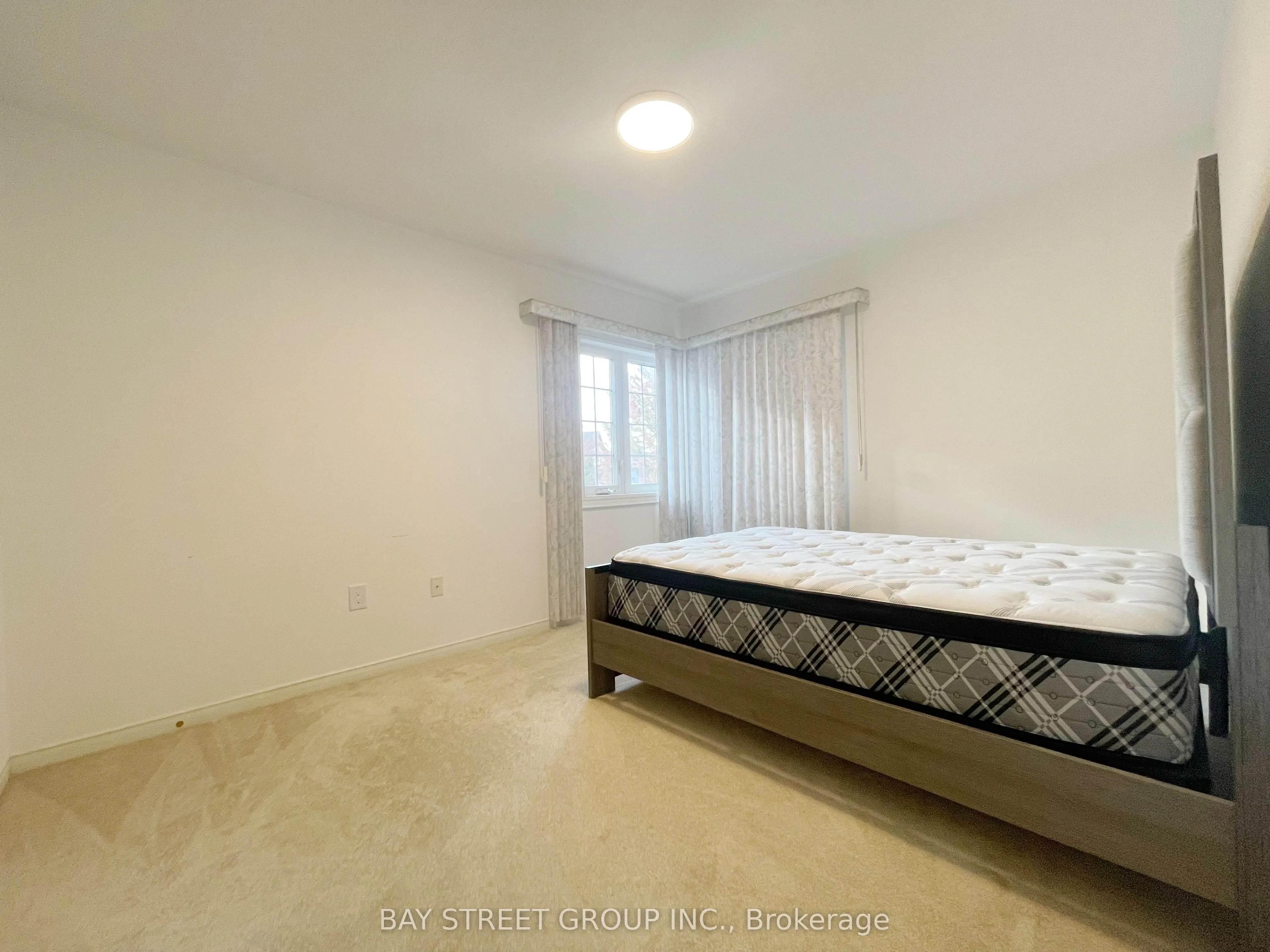 15 Futura Avenue