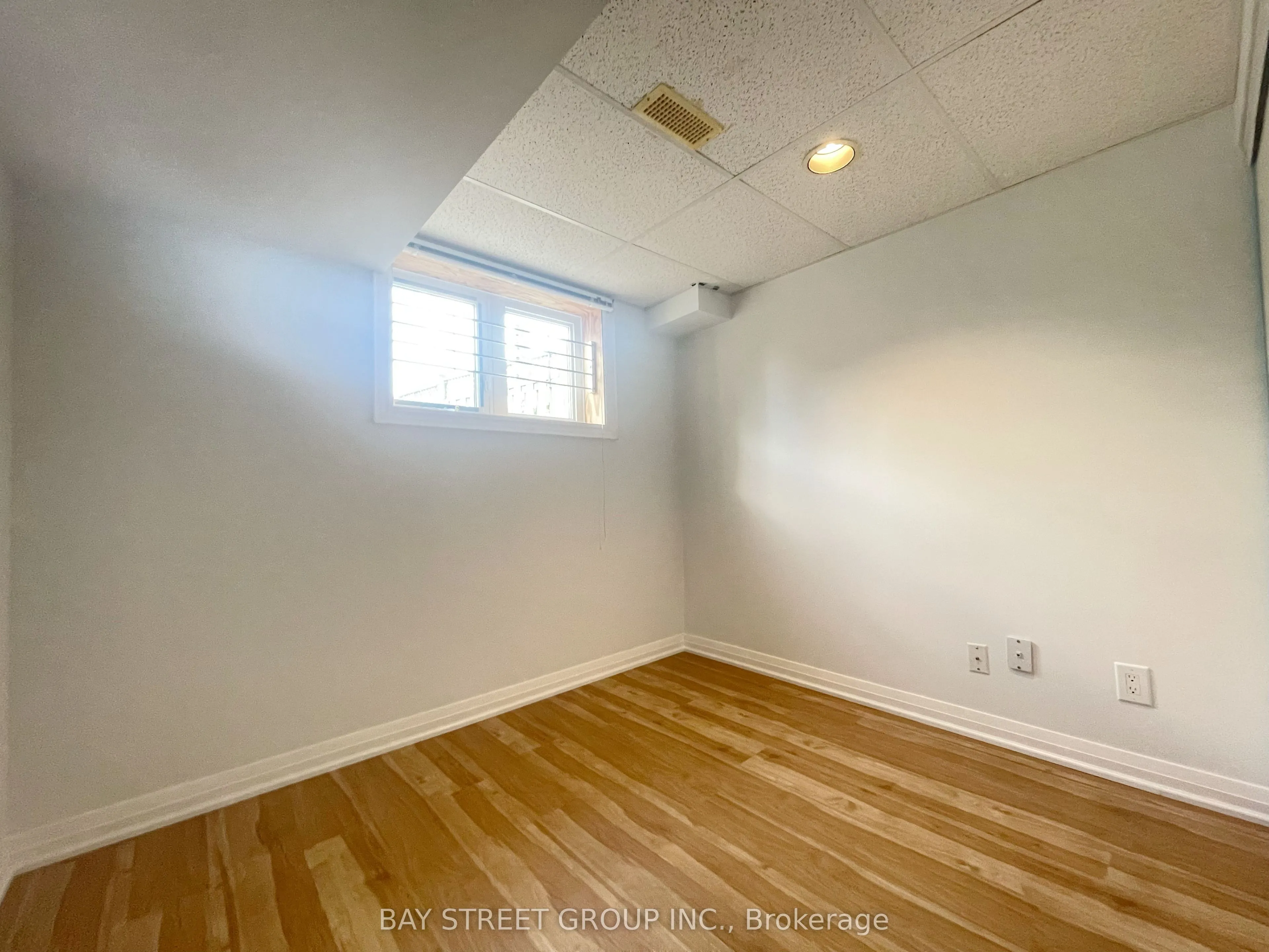 15 Futura Avenue