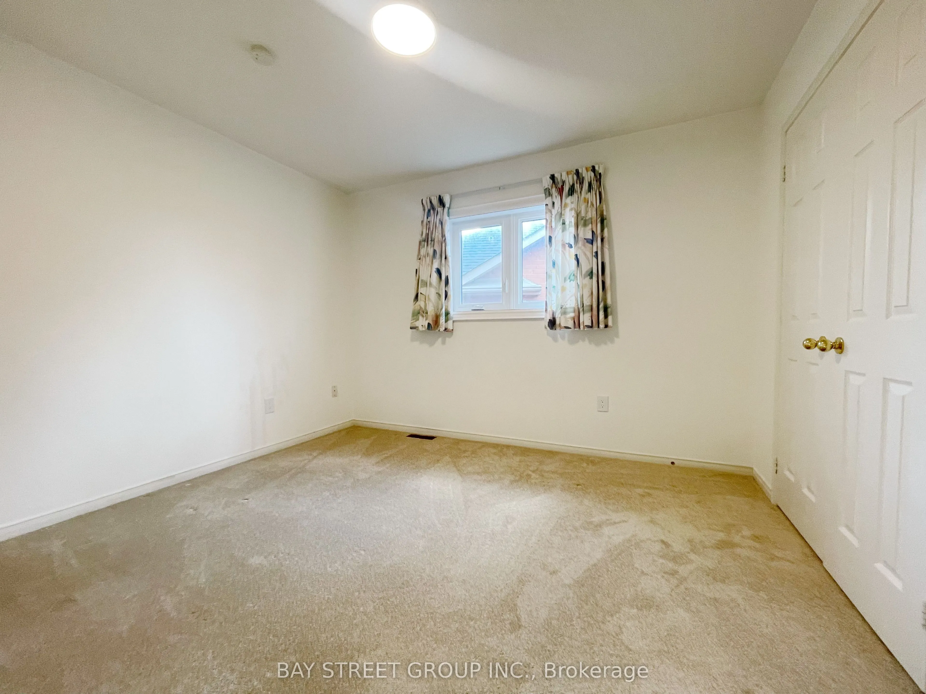 15 Futura Avenue