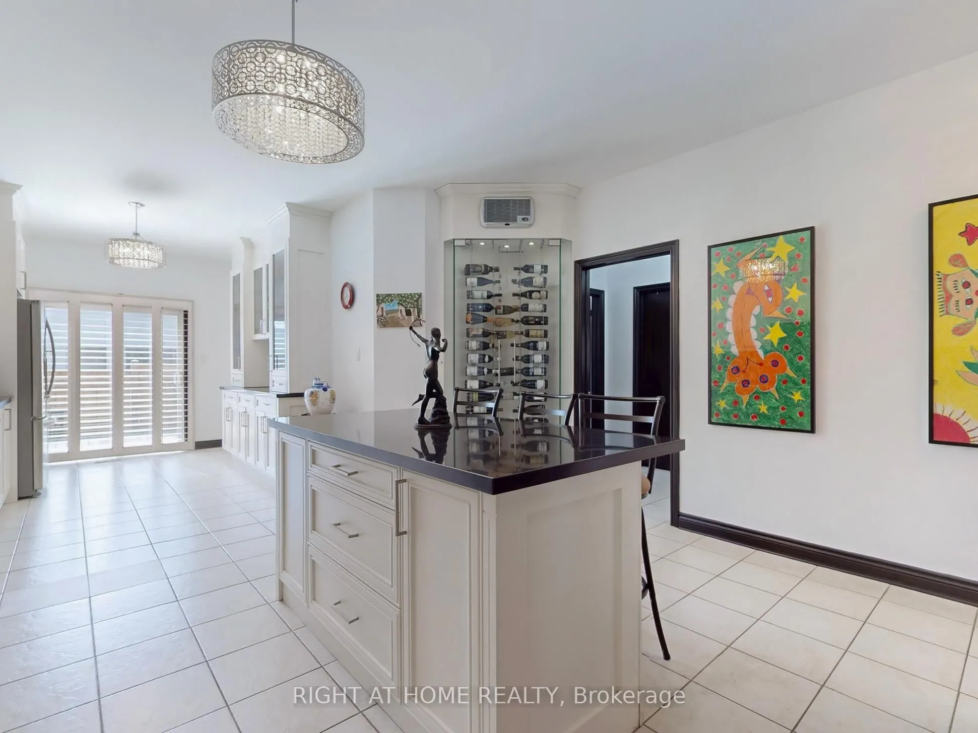9 Amalfi Court, #14