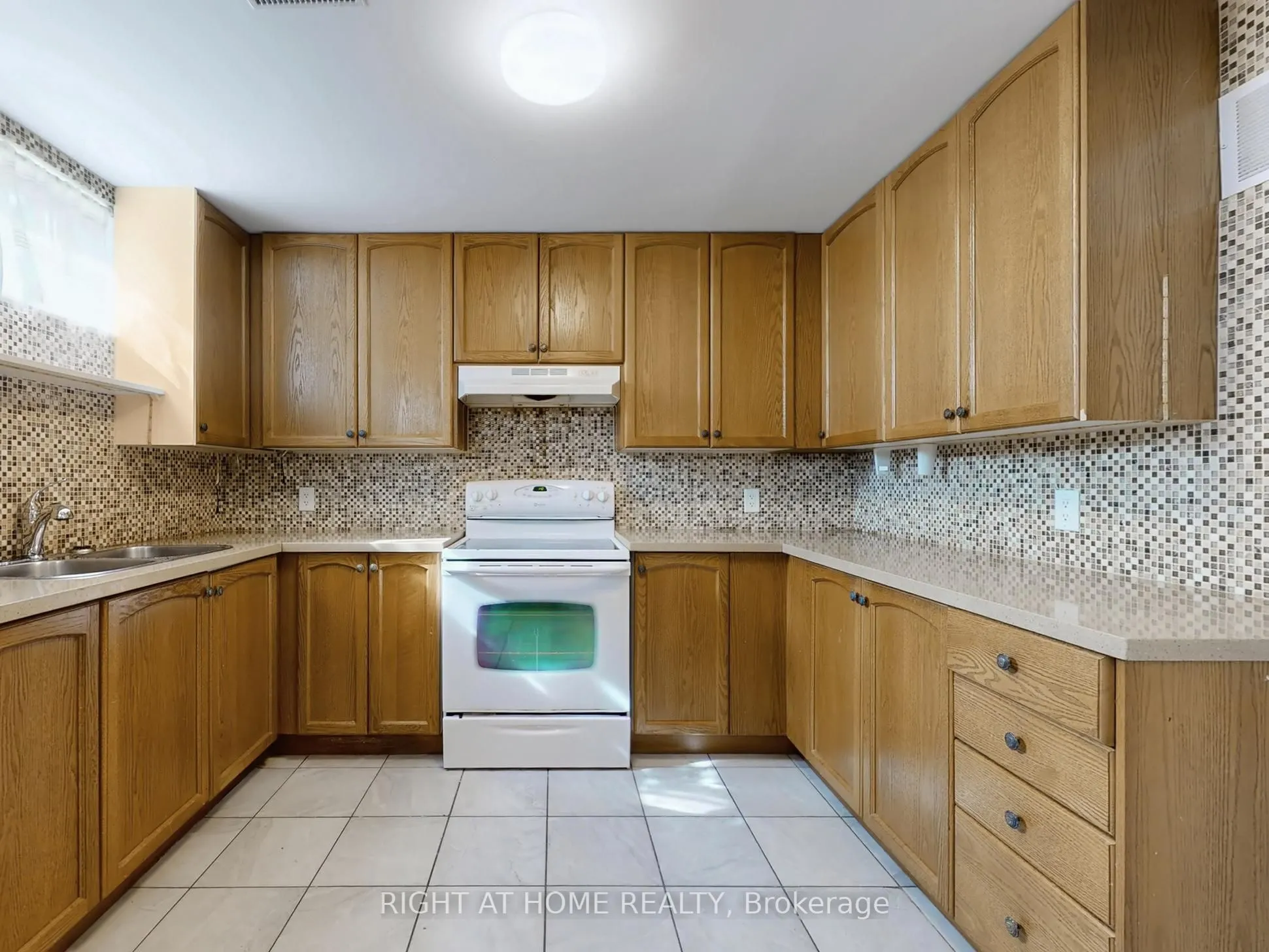 9 Amalfi Court, #14