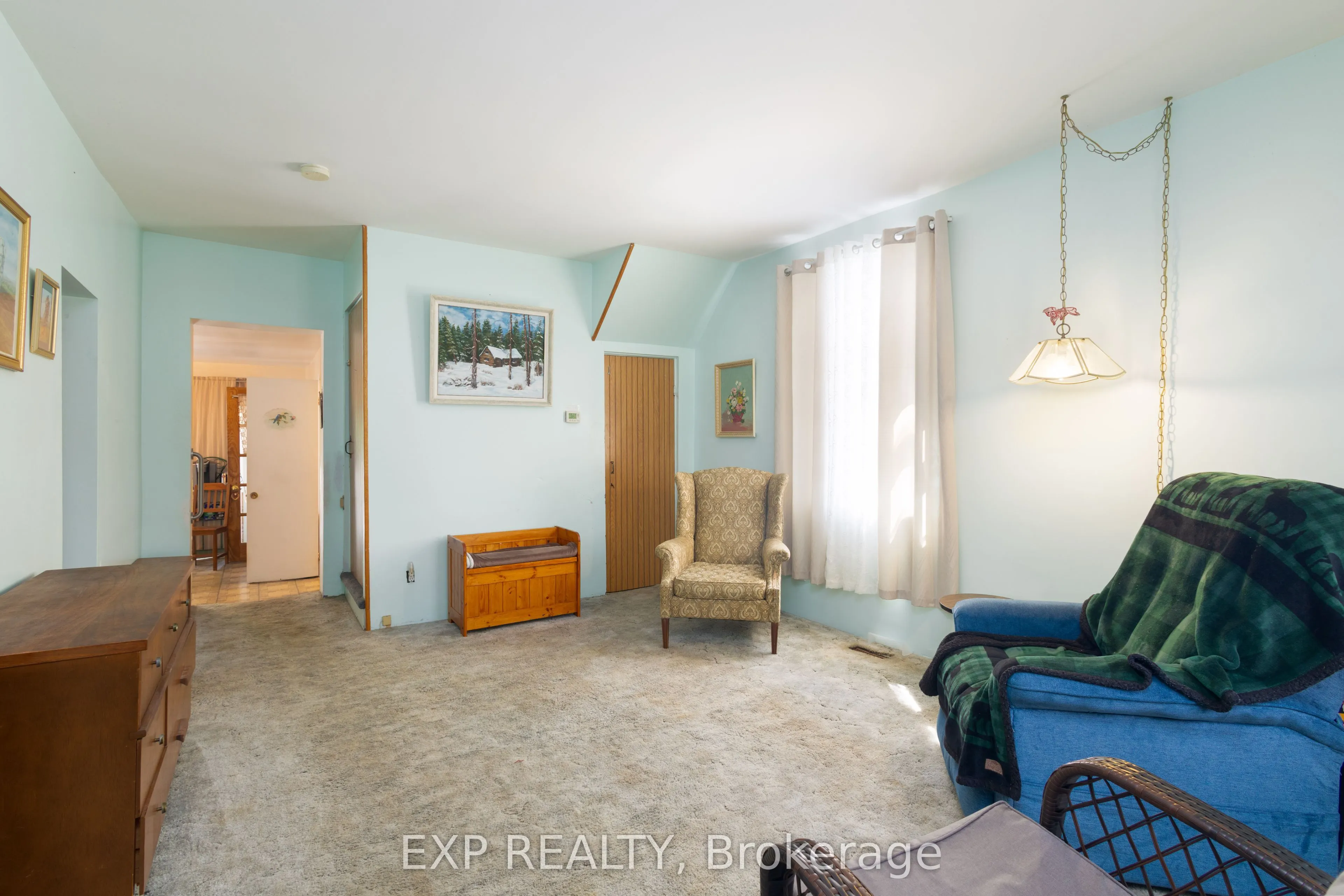 6823 Main Street