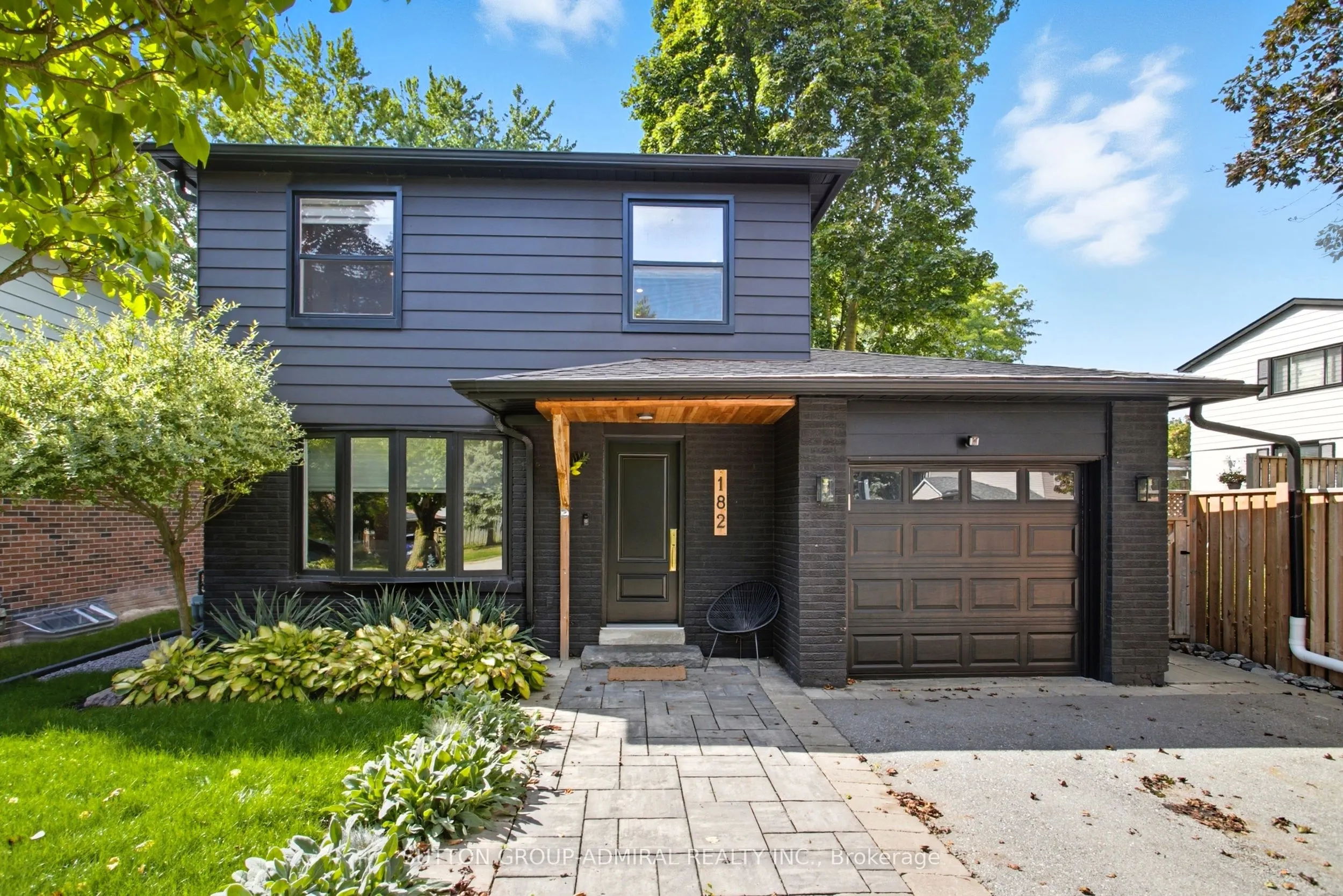 182 Talbot Crescent