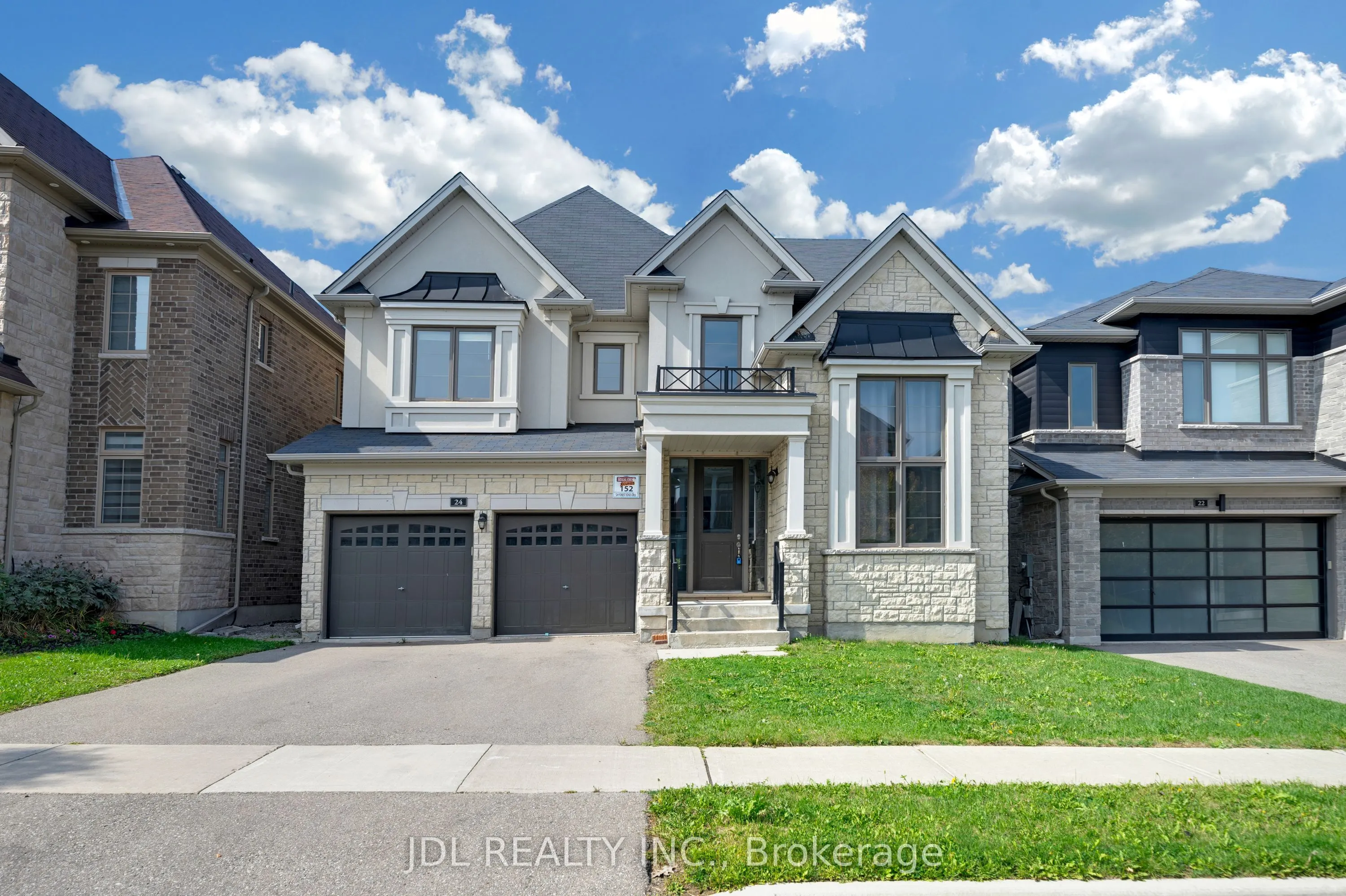 24 Forest Edge Crescent
