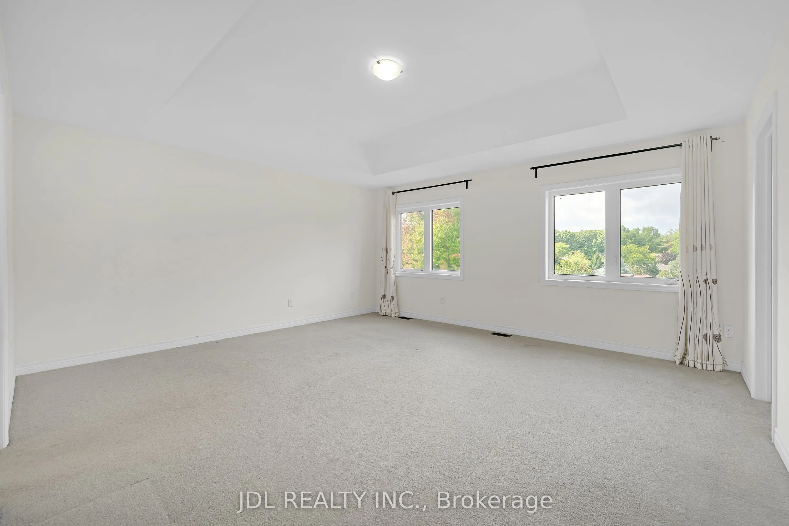 24 Forest Edge Crescent
