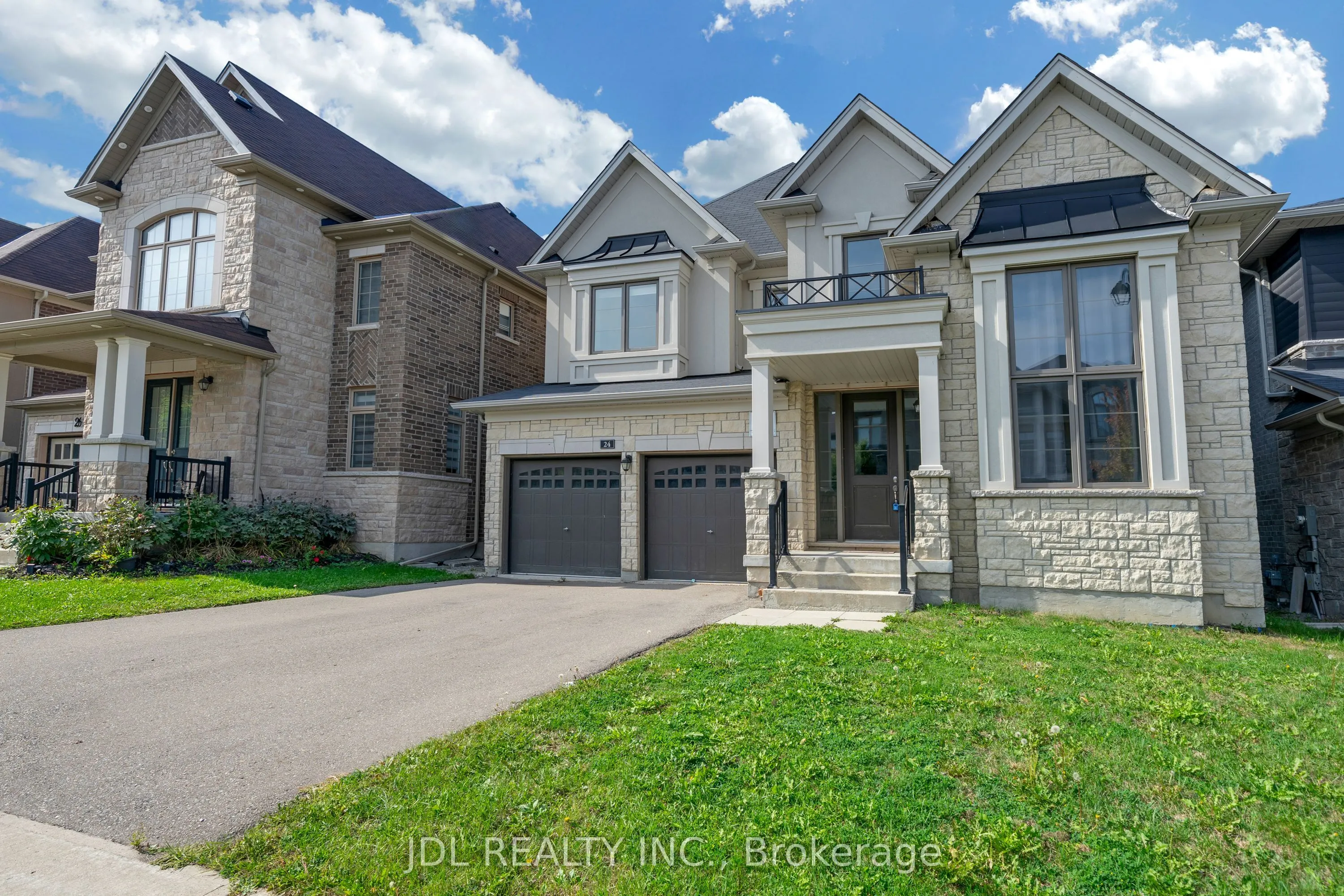 24 Forest Edge Crescent