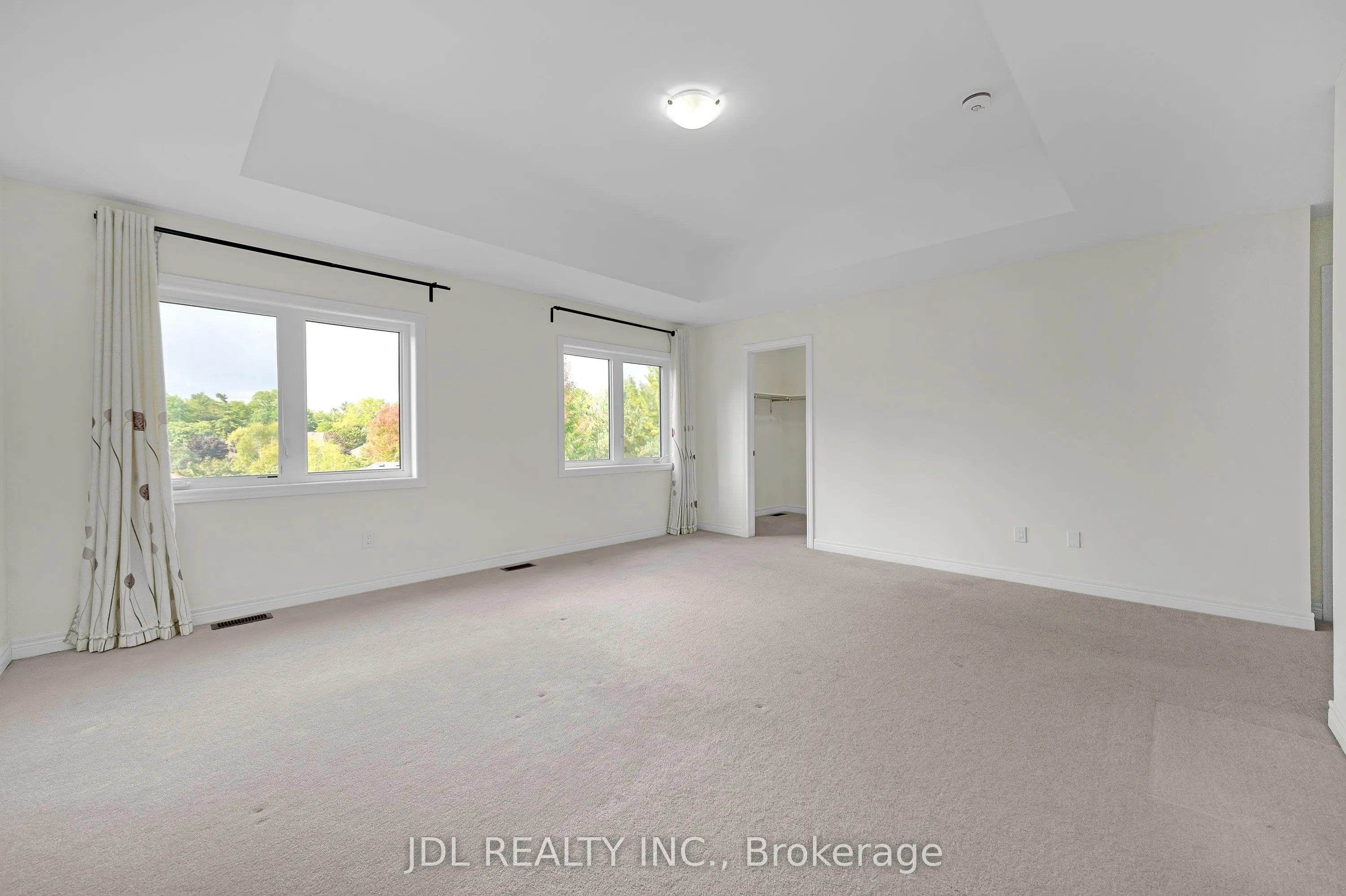 24 Forest Edge Crescent