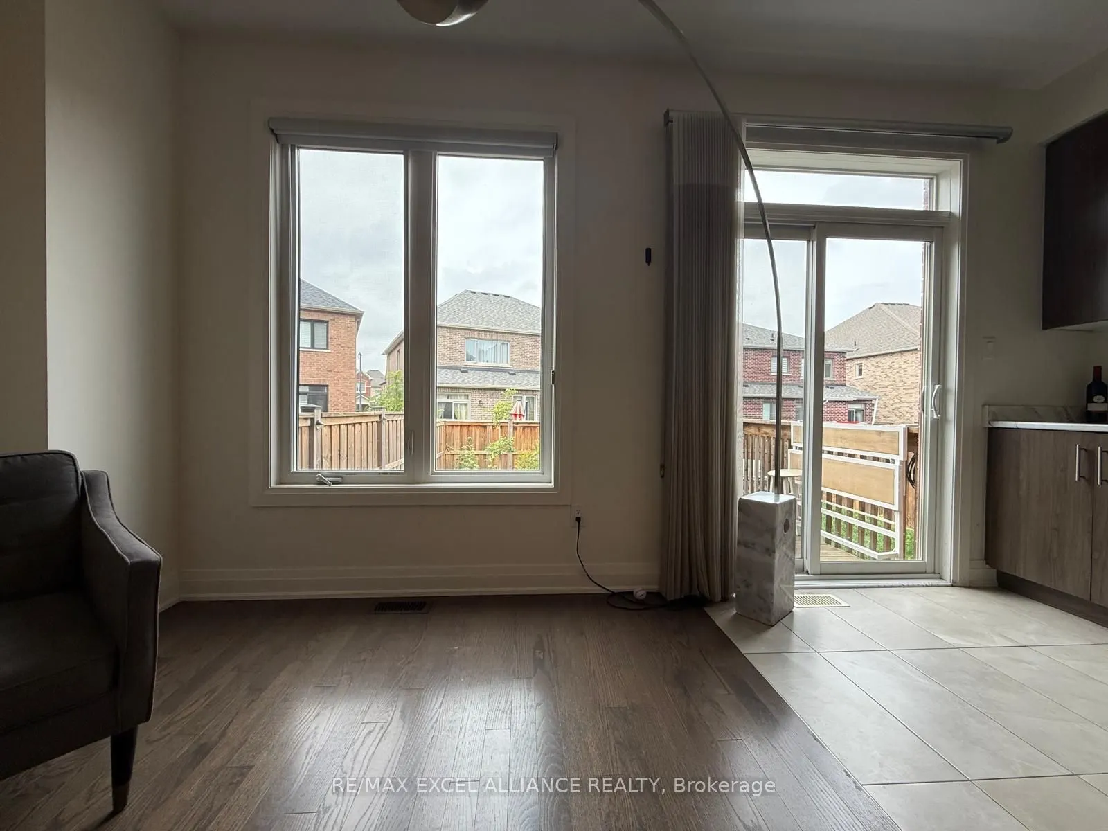 6 Carratuck Street