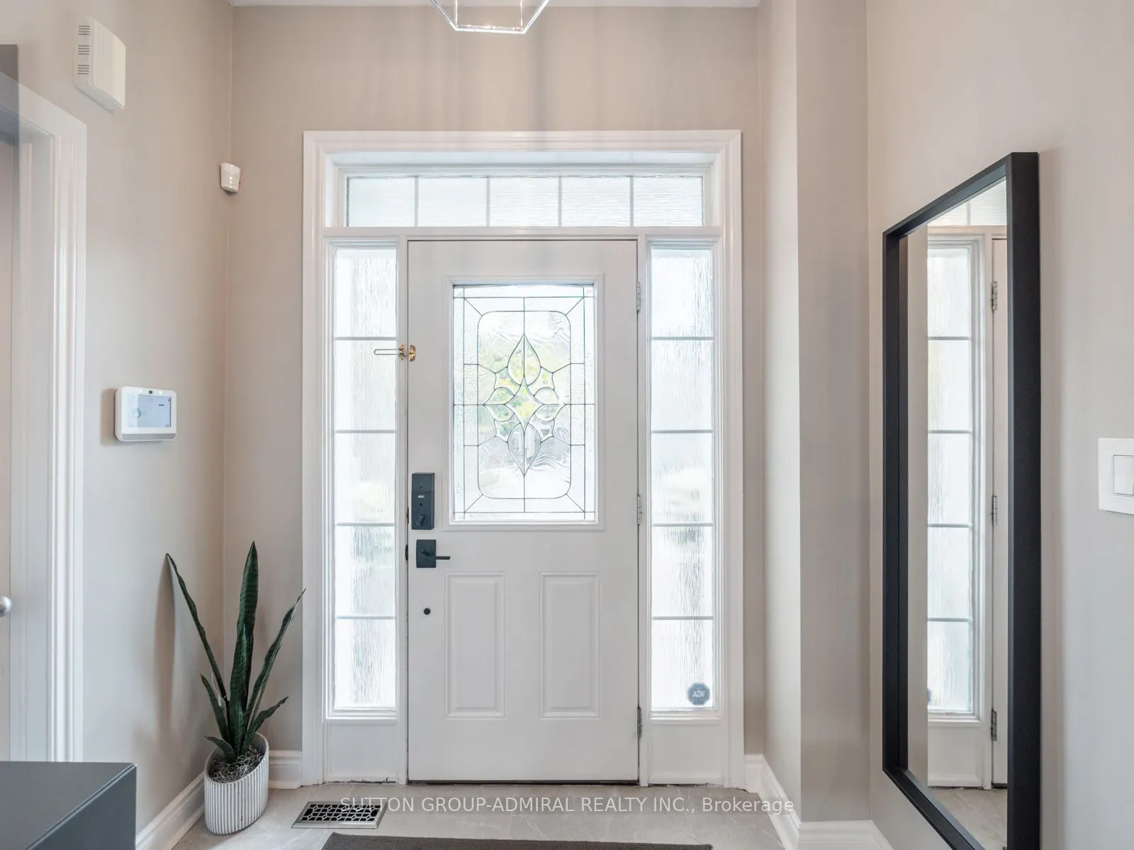 1057 Warby Trail