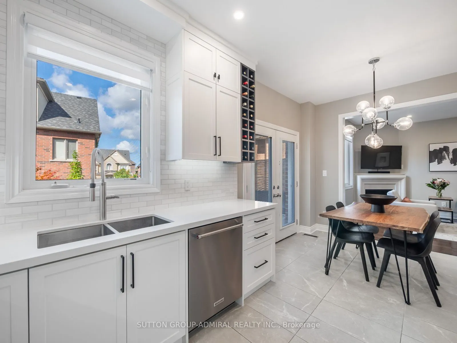 1057 Warby Trail
