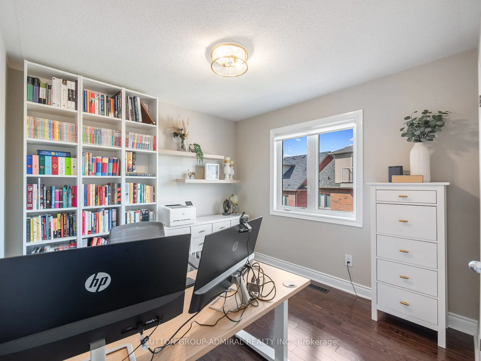 1057 Warby Trail