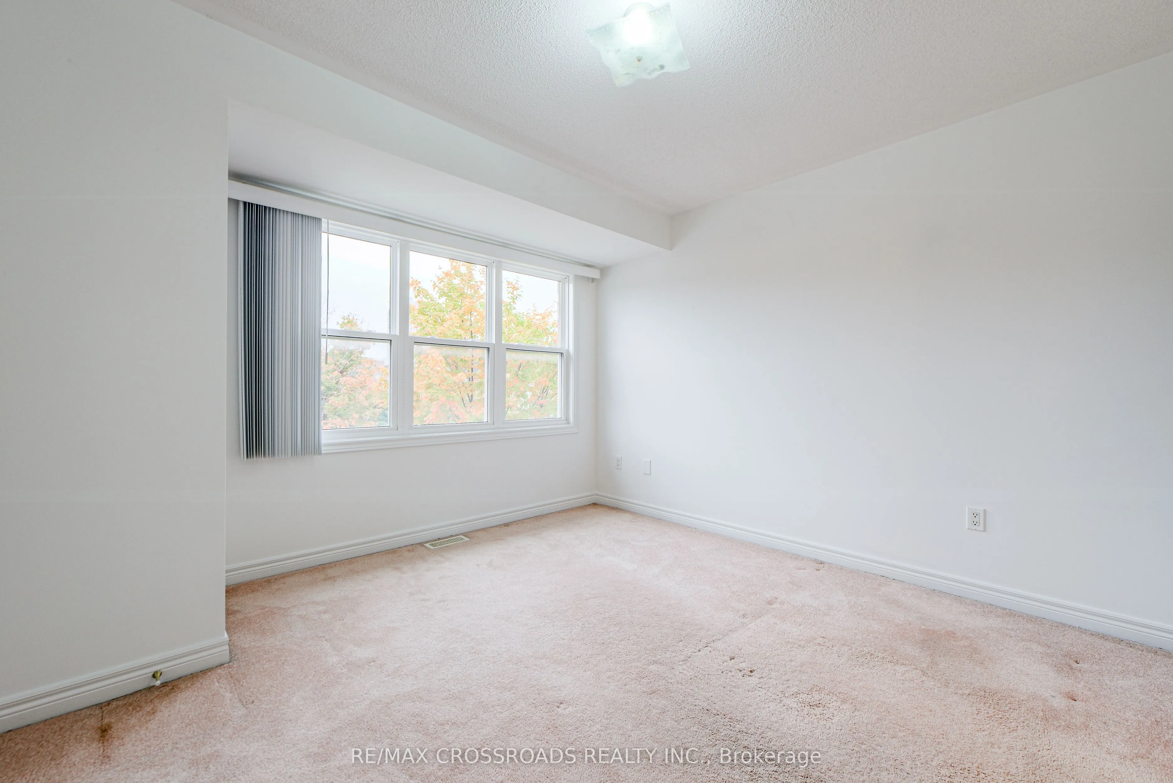 111 Pond Drive, #15