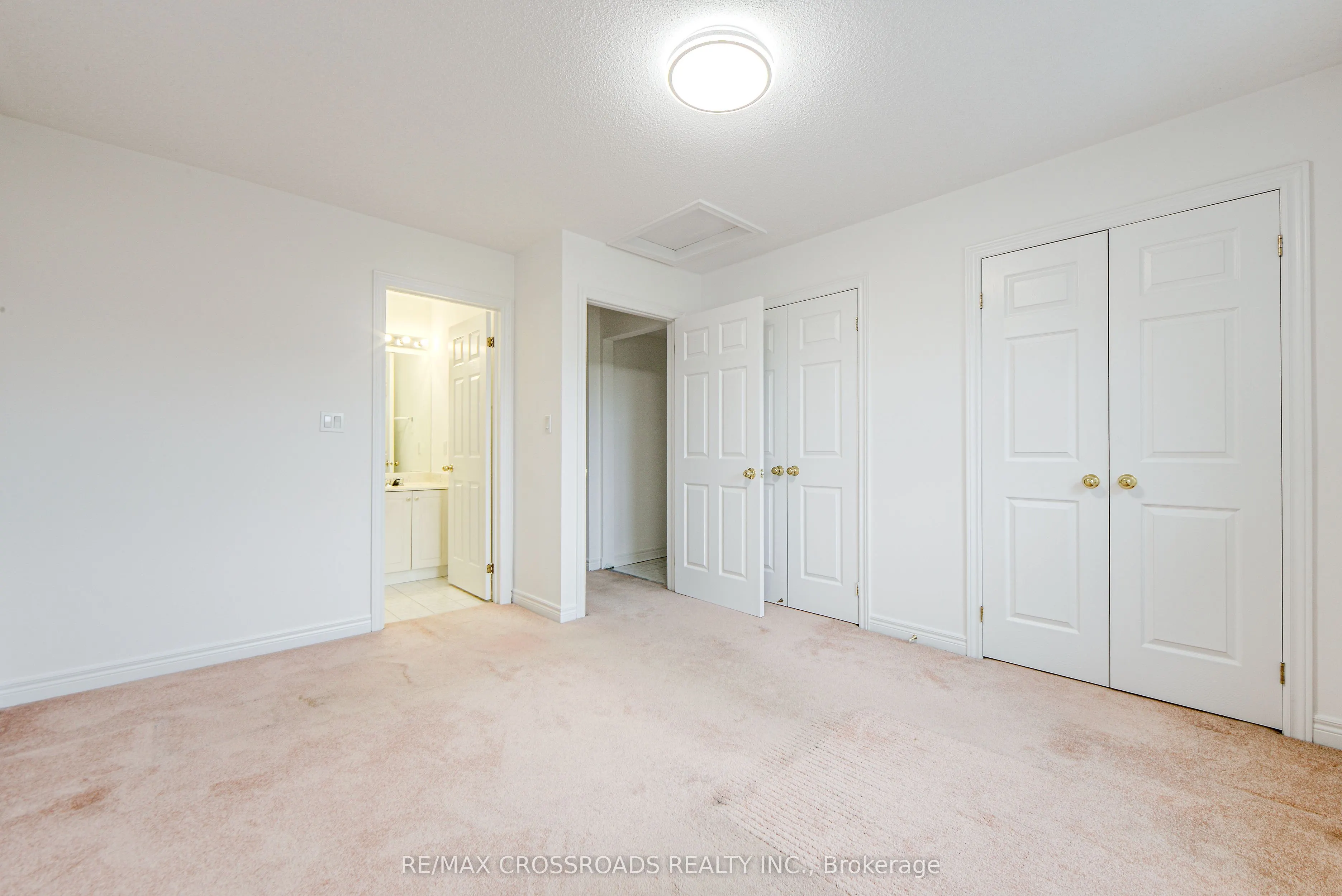 111 Pond Drive, #15