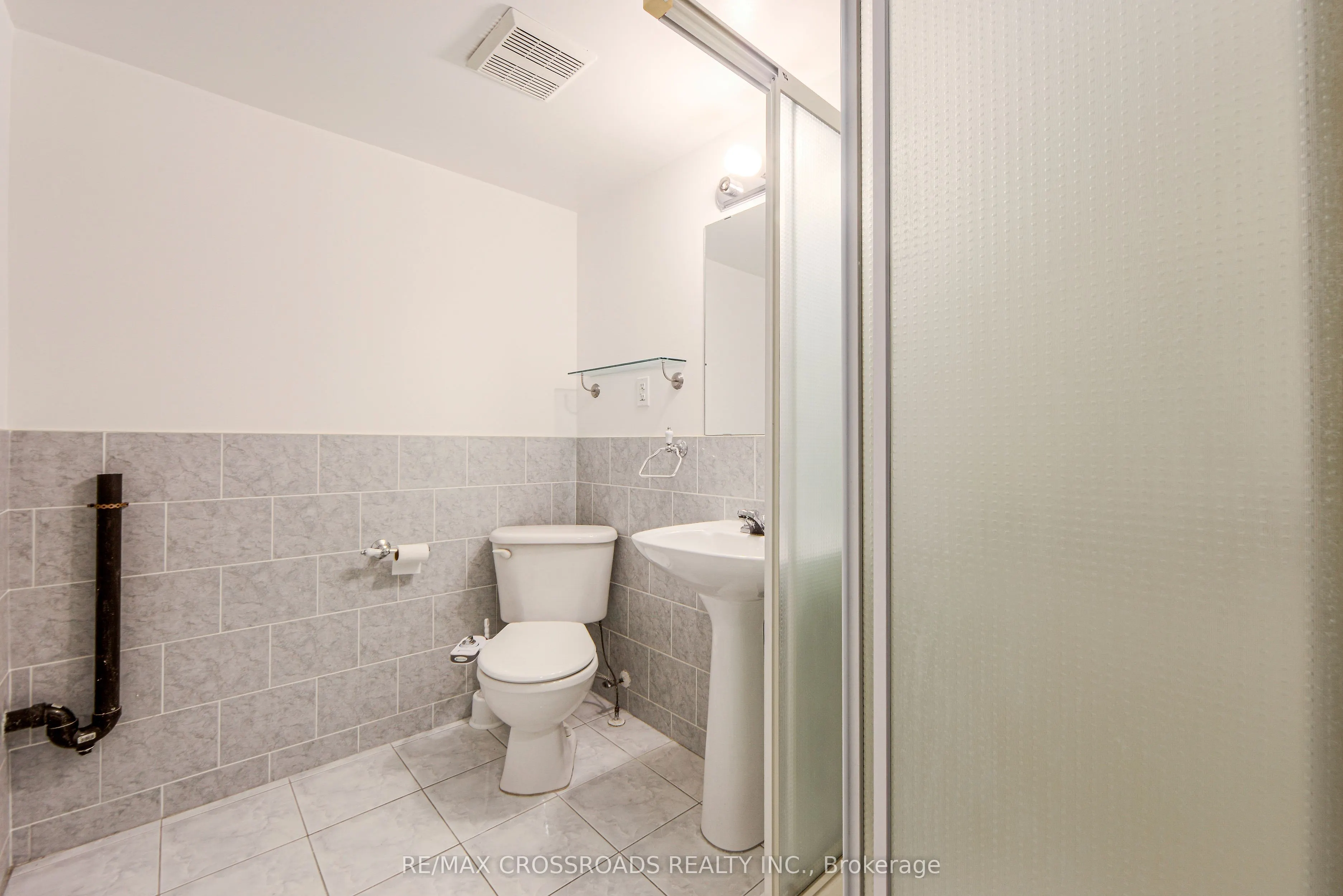 111 Pond Drive, #15