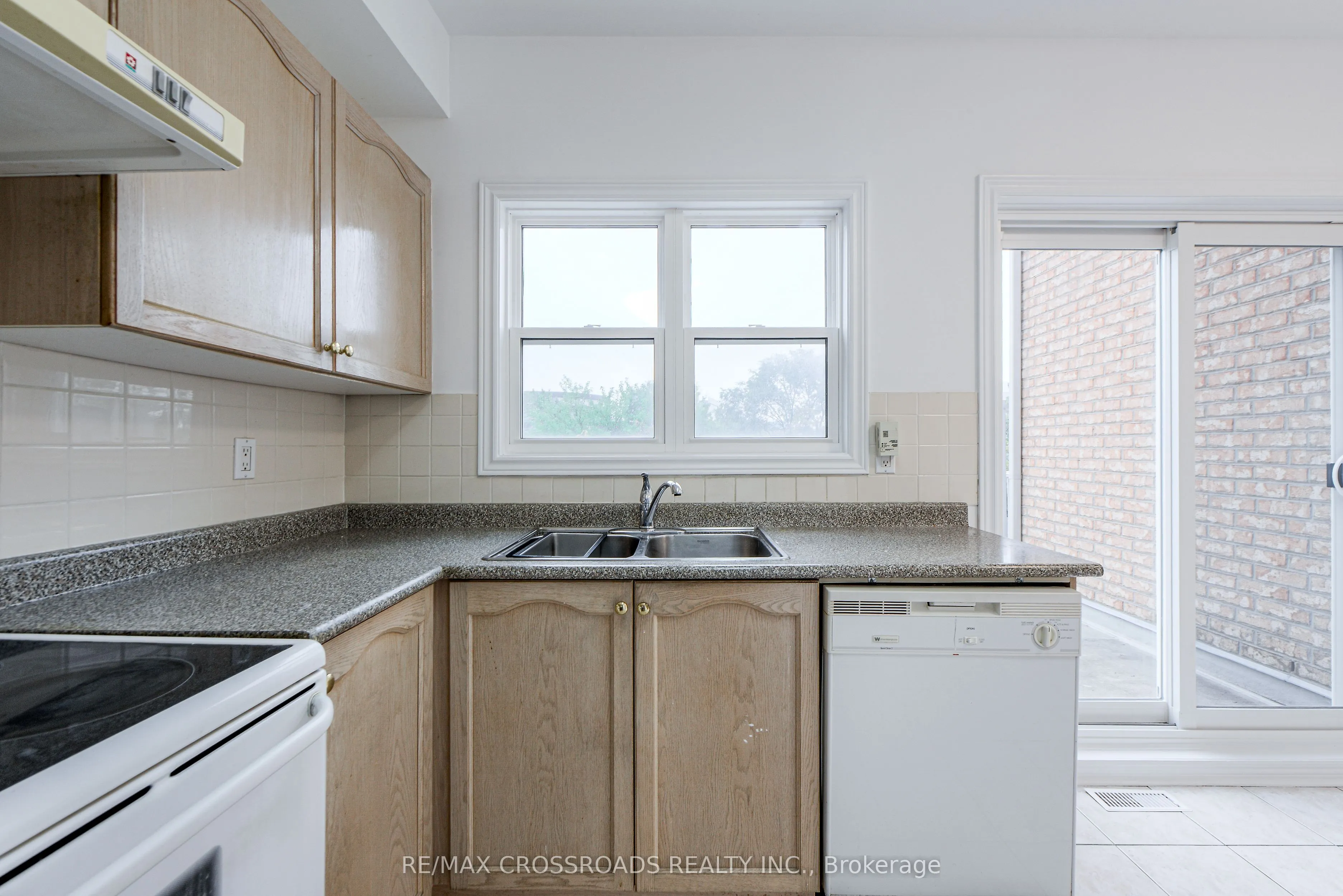 111 Pond Drive, #15