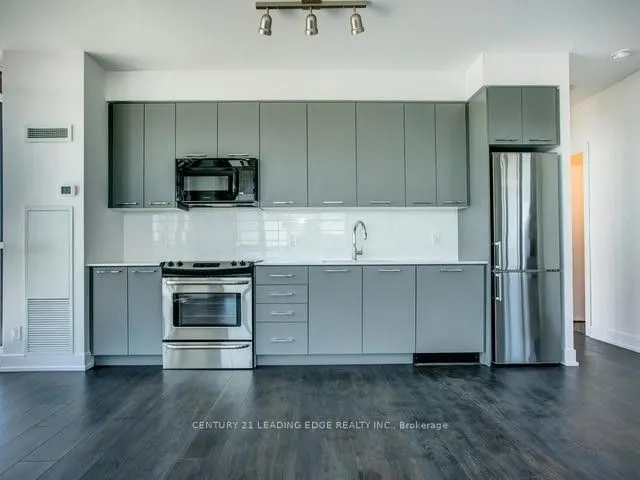 9471 Yonge Street, #1021