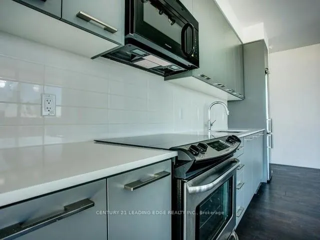 9471 Yonge Street, #1021