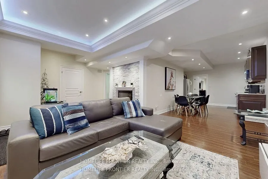 28 Rock Elm Court