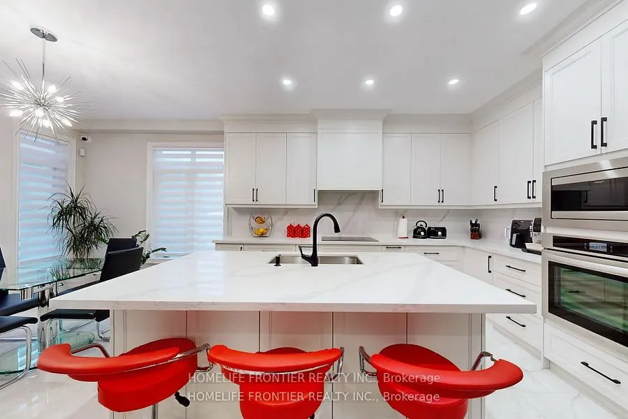 28 Rock Elm Court
