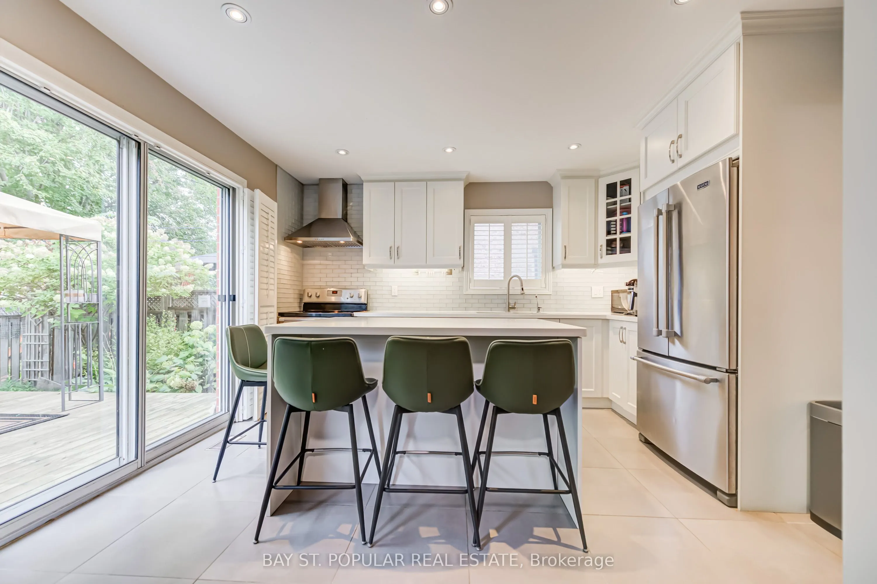 363 Pickering Crescent