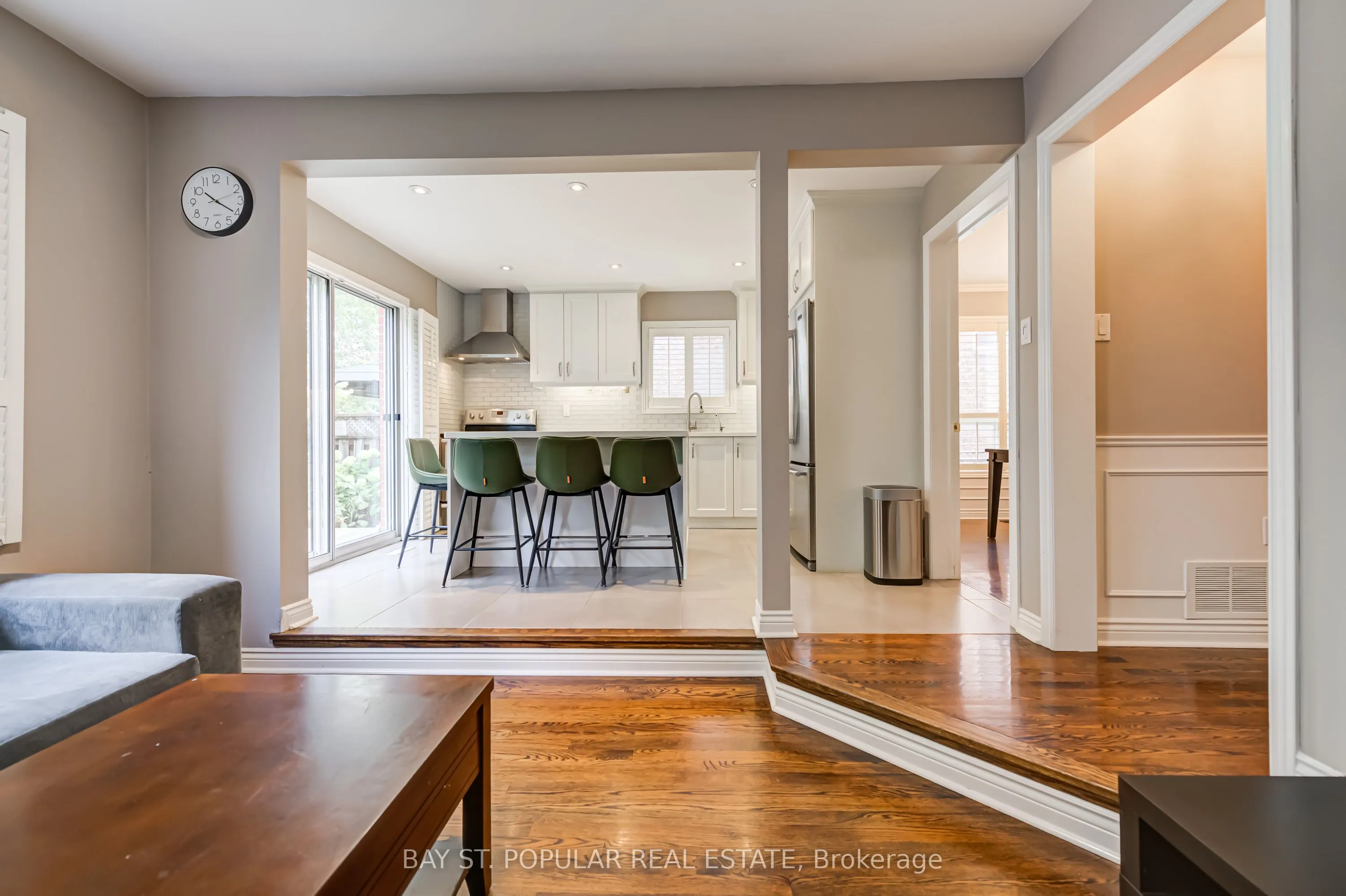 363 Pickering Crescent