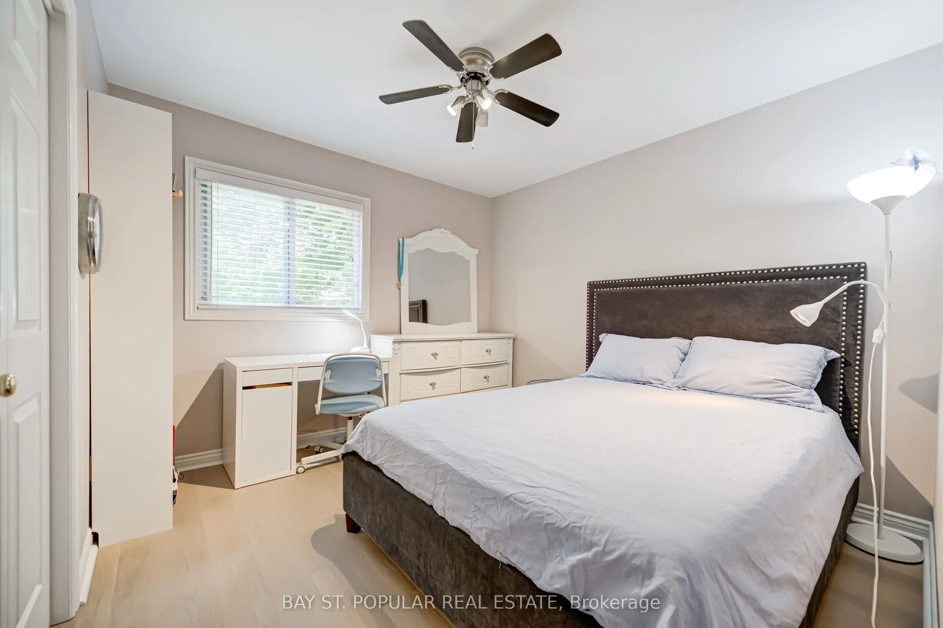 363 Pickering Crescent