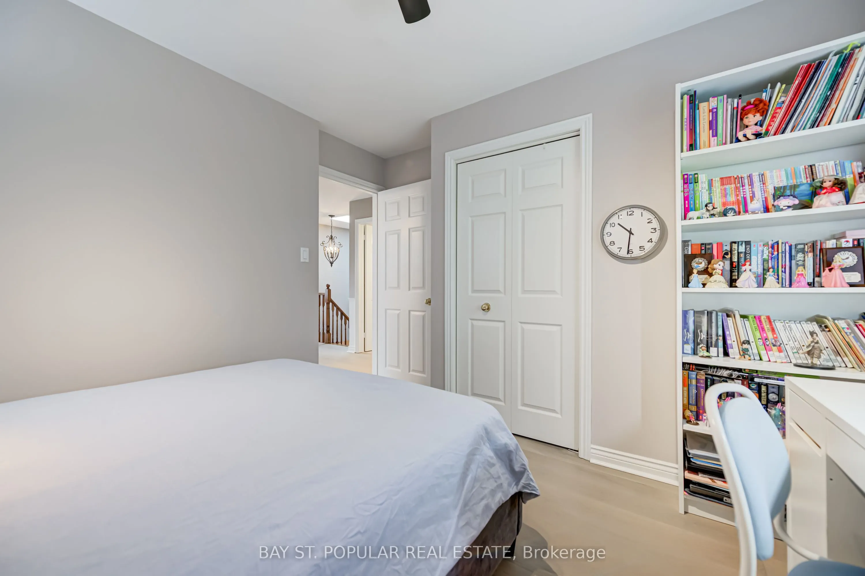 363 Pickering Crescent