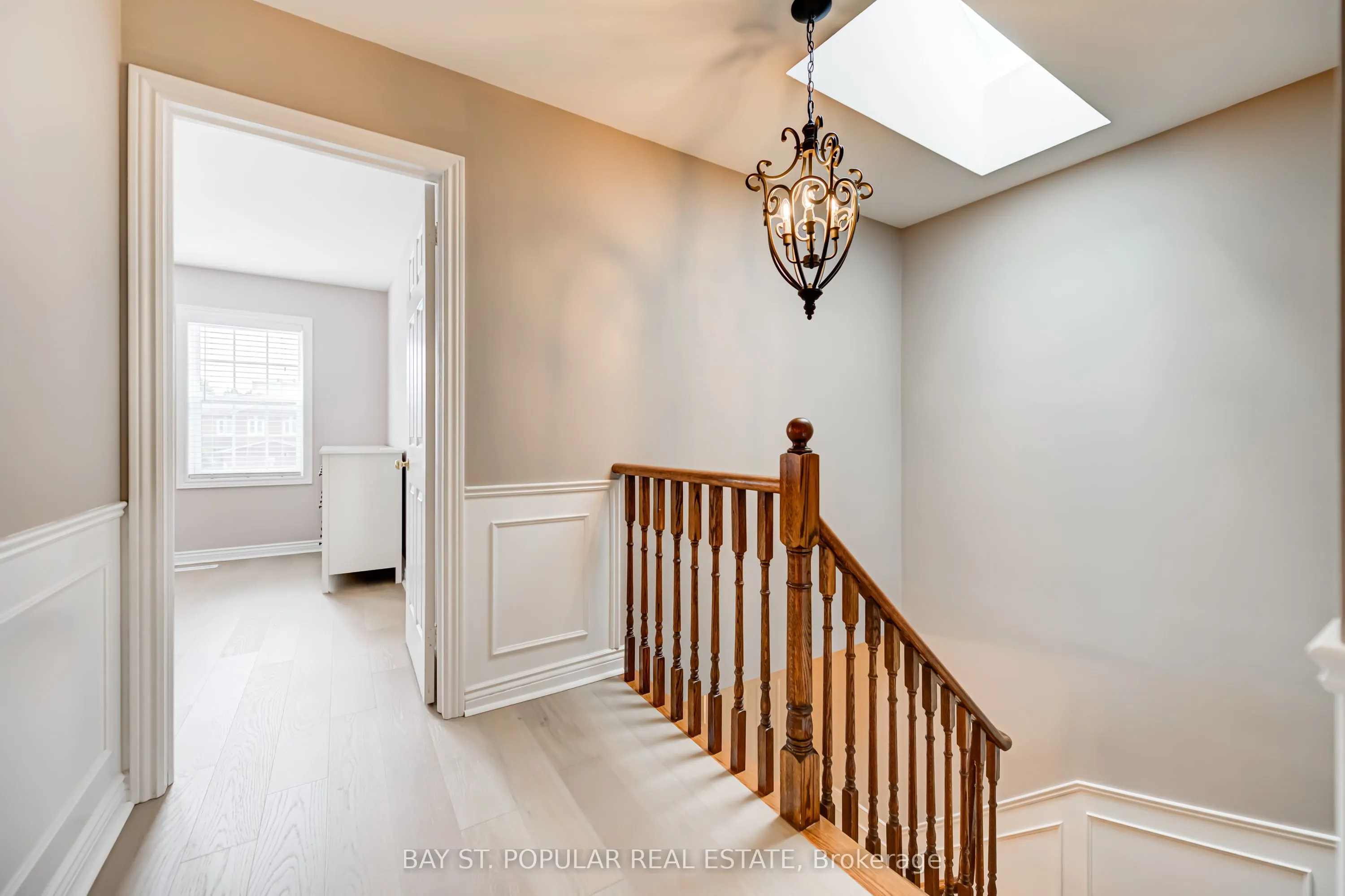 363 Pickering Crescent