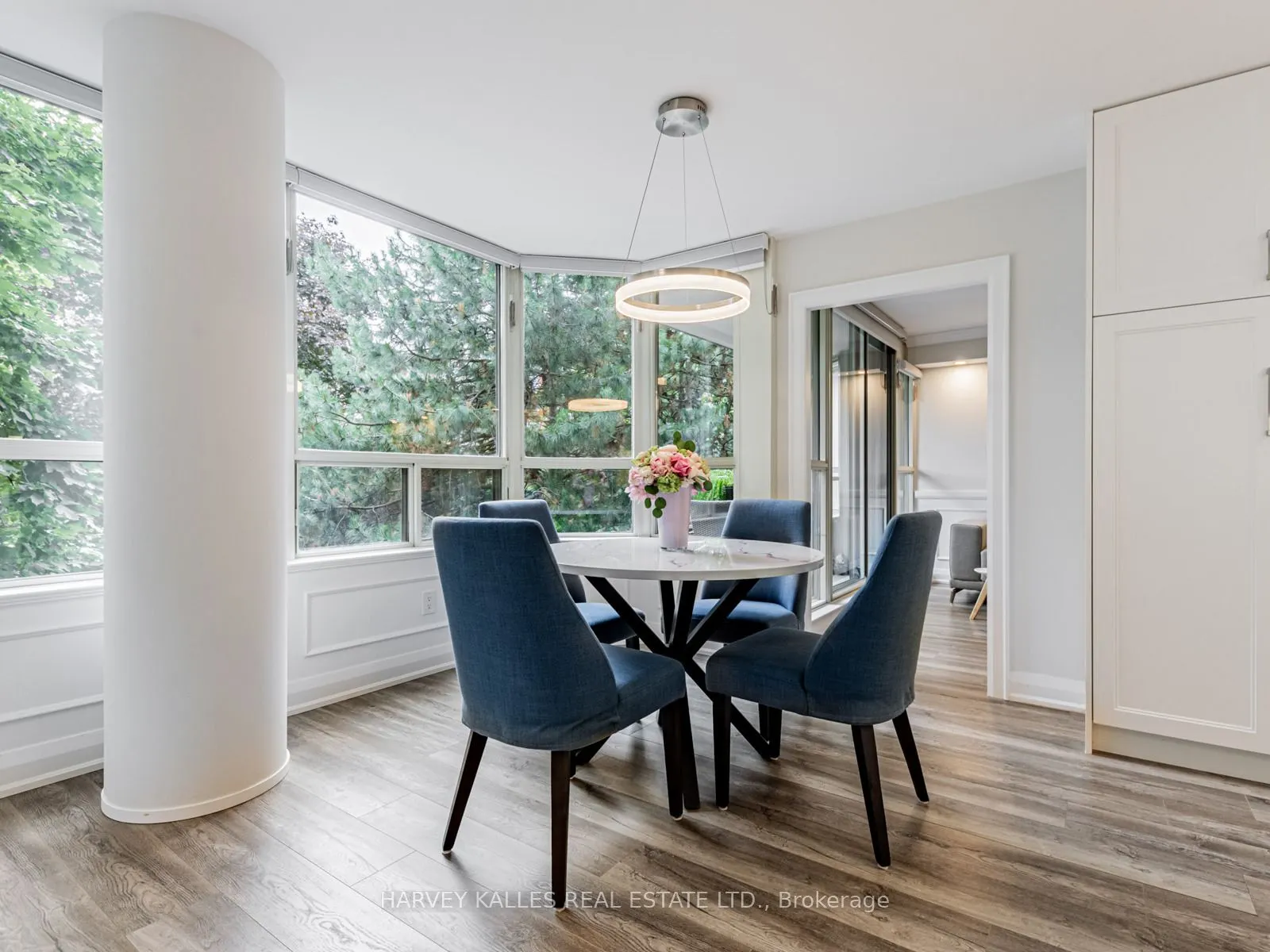 7 Townsgate Drive, #211