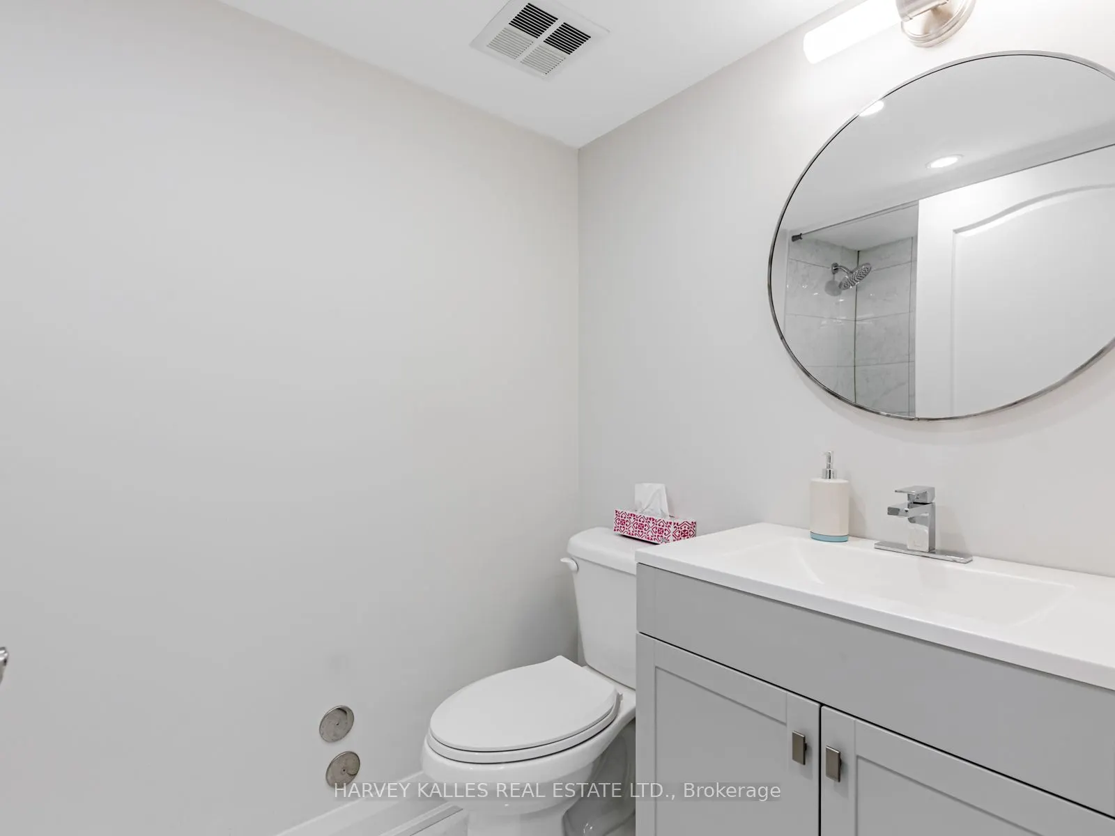 7 Townsgate Drive, #211