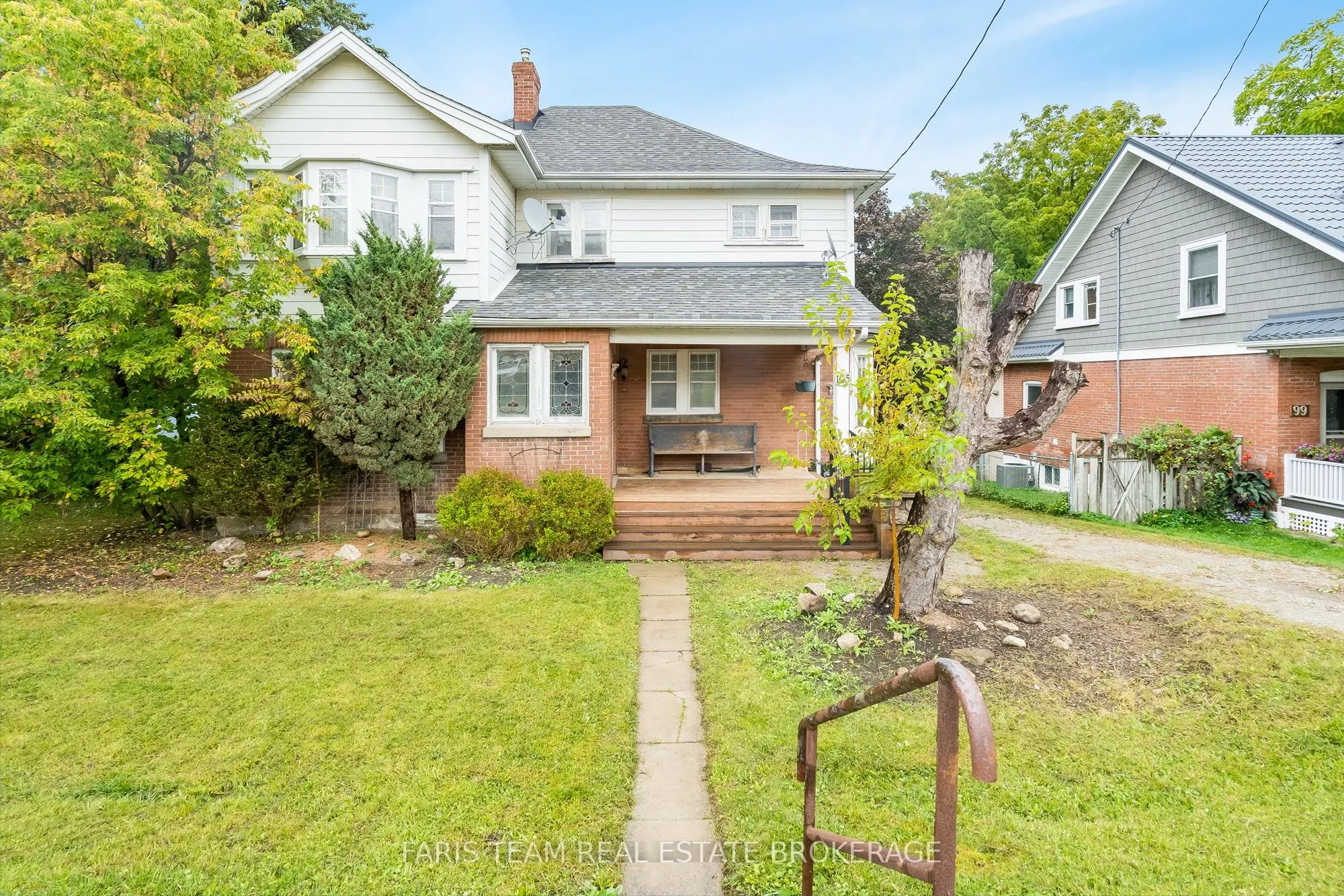 105 Barrie Street