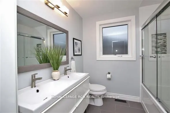 5 Tannery Creek Crescent