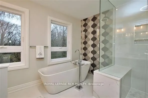 5 Tannery Creek Crescent
