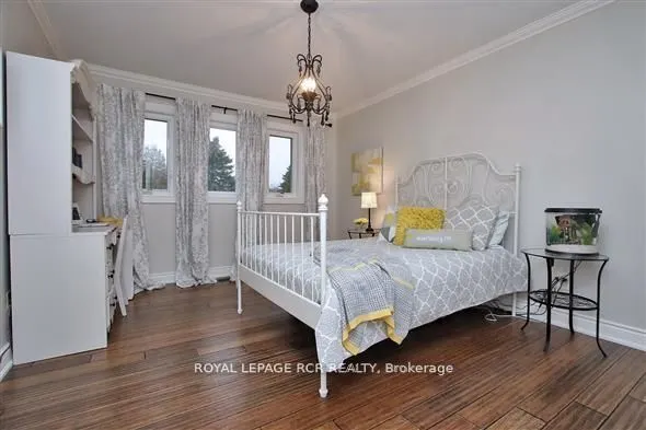 5 Tannery Creek Crescent