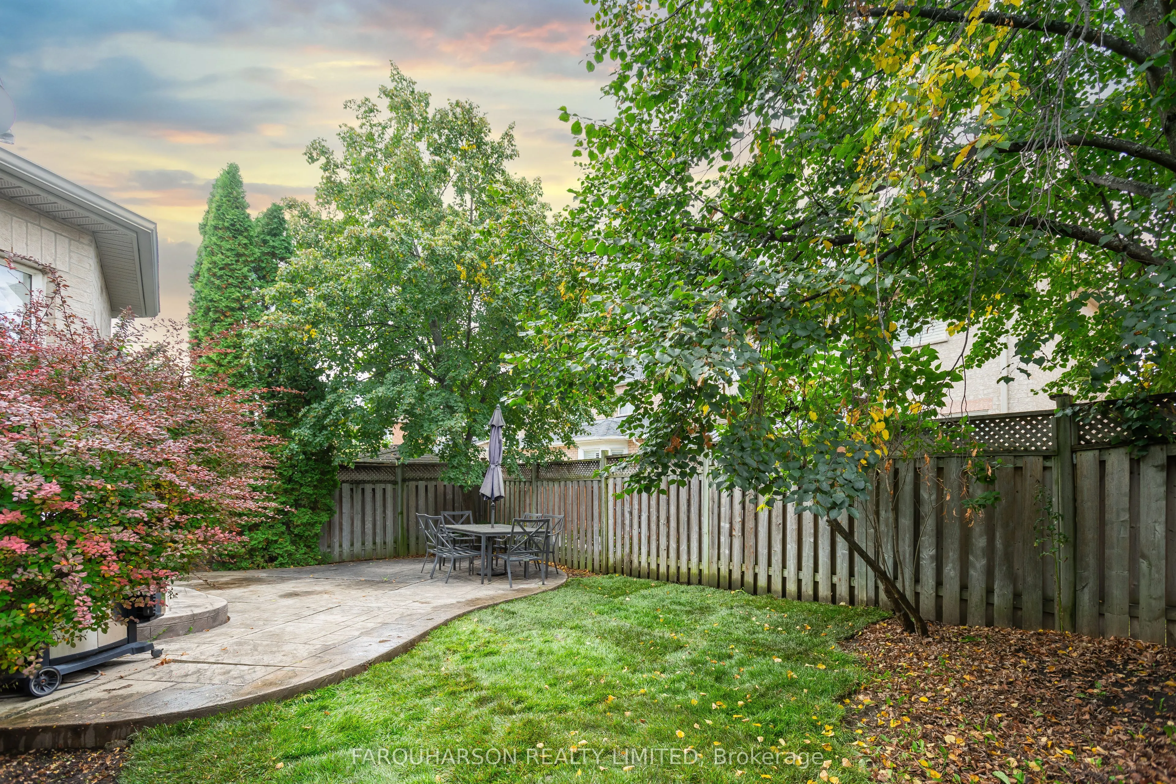 129 Fox Hound Crescent