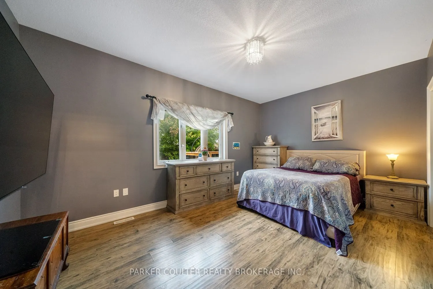 1120 Quarry Drive