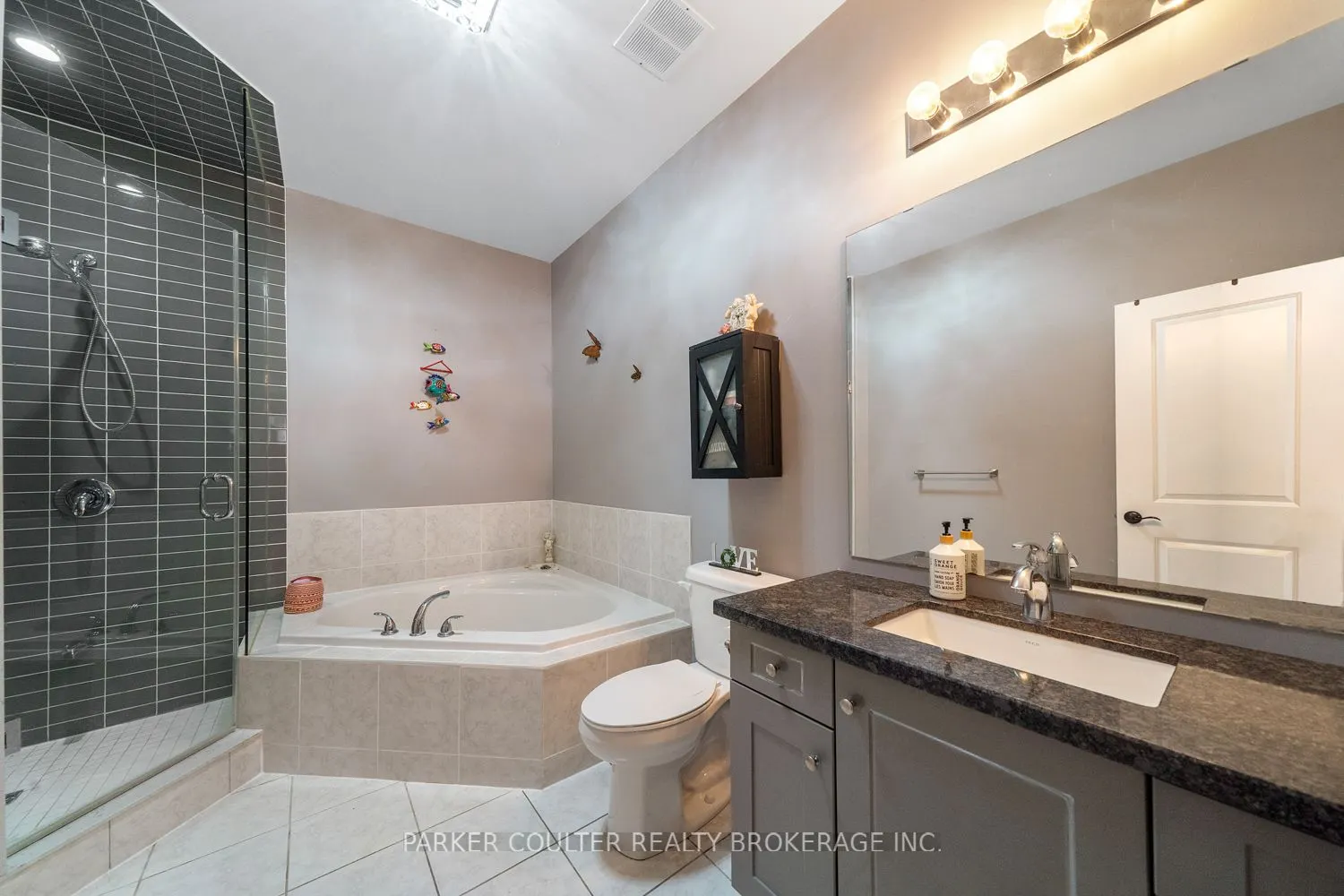 1120 Quarry Drive