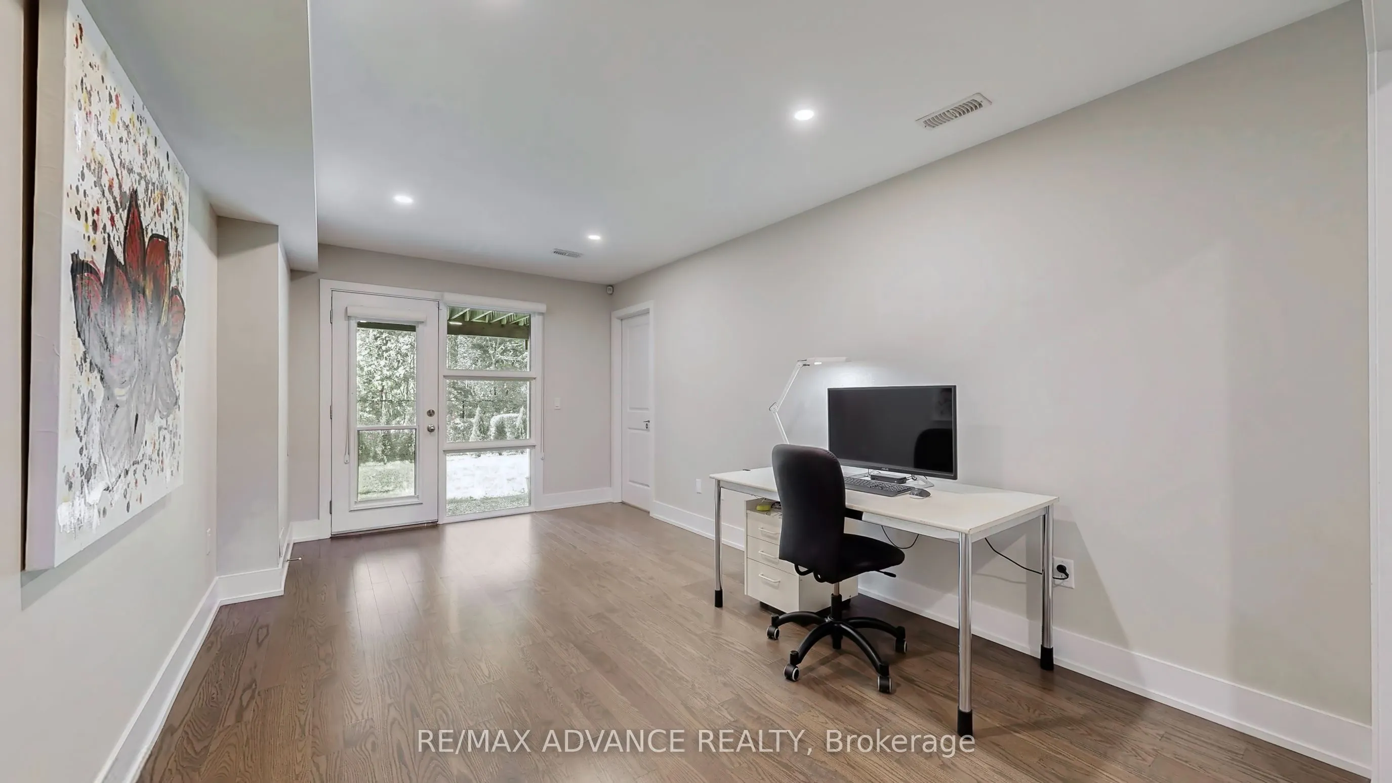 32 Crestridge Drive