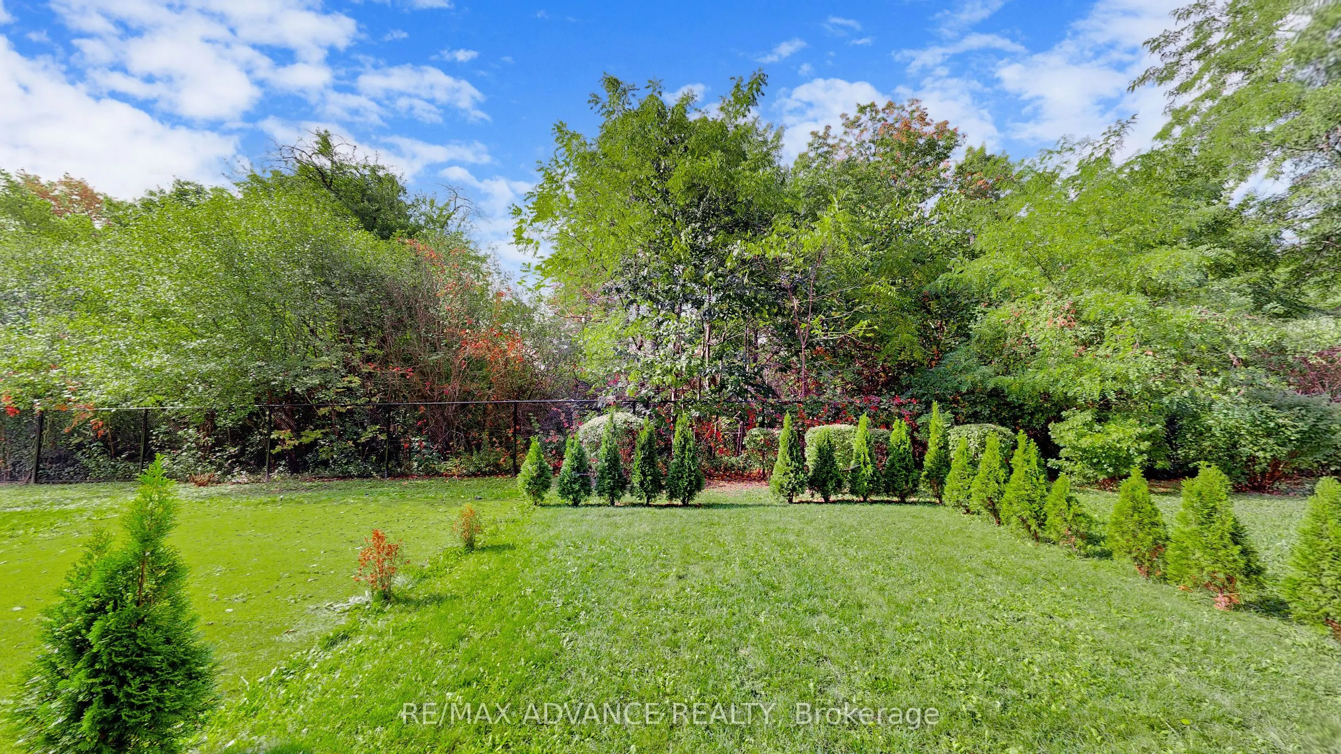 32 Crestridge Drive