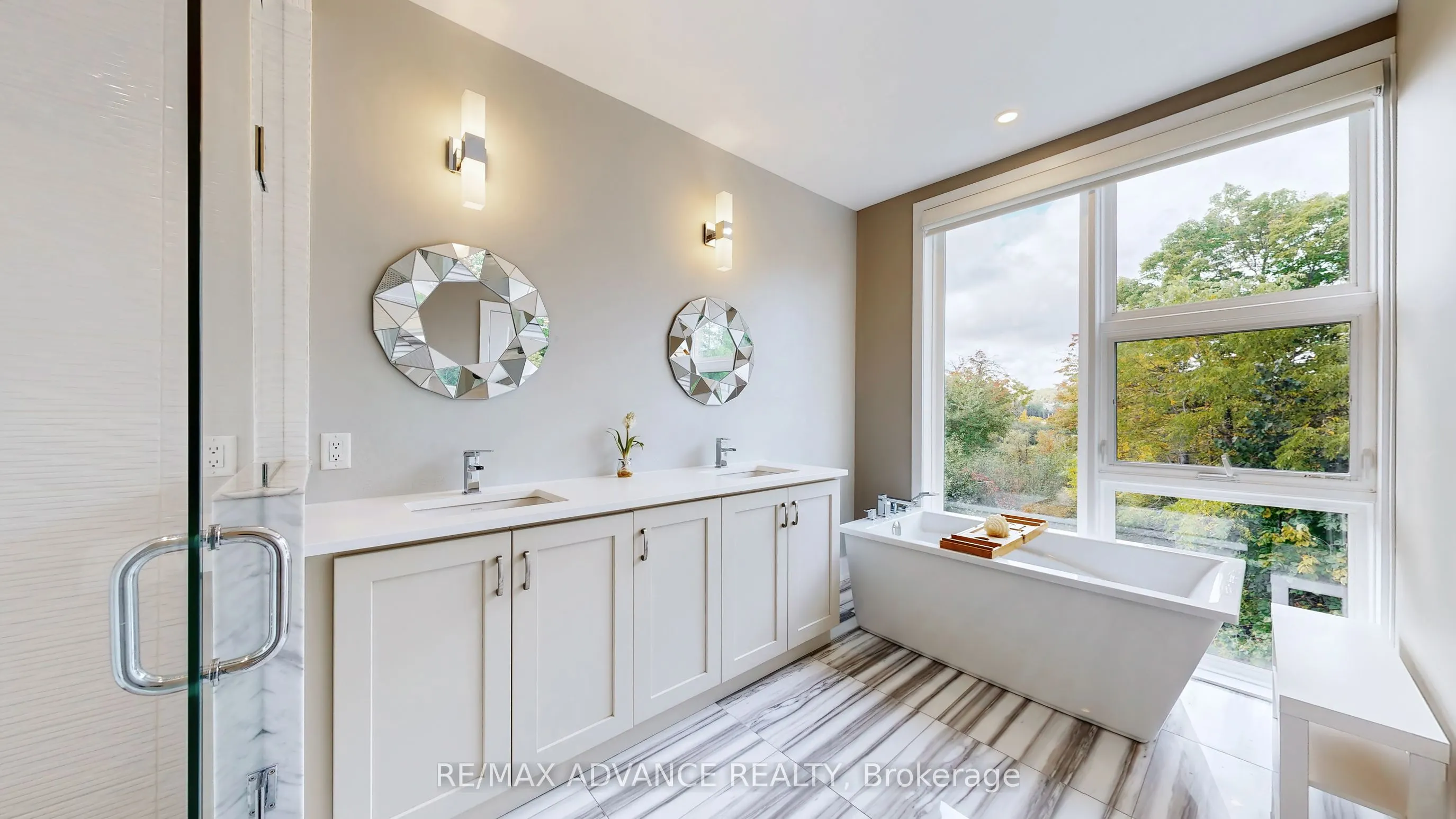 32 Crestridge Drive